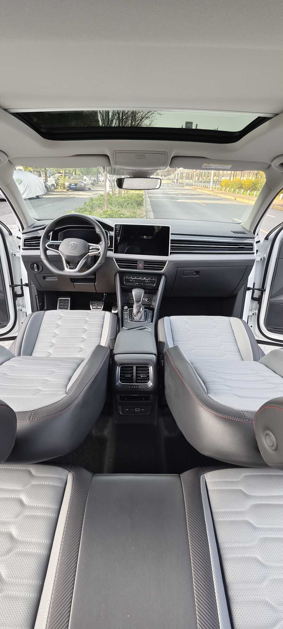 Volkswagen Tiguan X 2024 car image #15