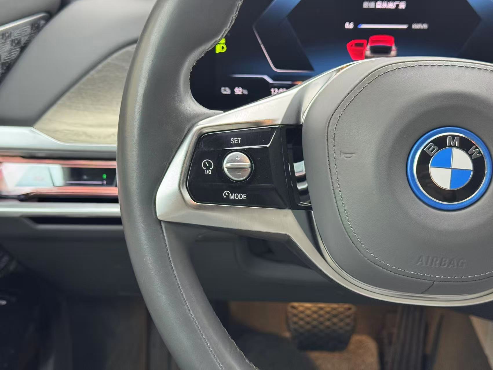 BMW i7 2023 изображение автомобиля #15