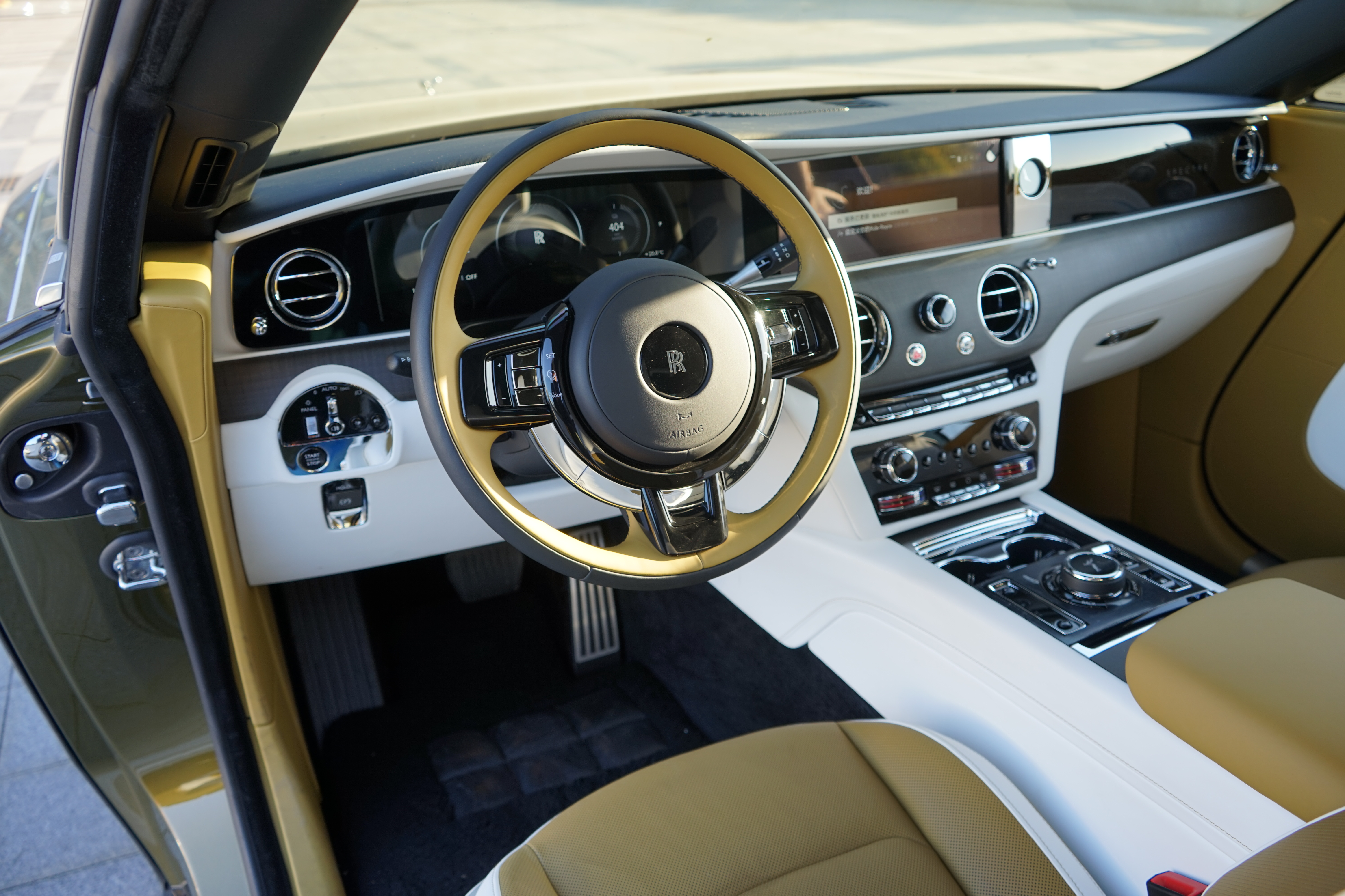 劳斯莱斯 闪灵 2024 #15 劳斯莱斯 闪灵 2024 汽车图片 #15