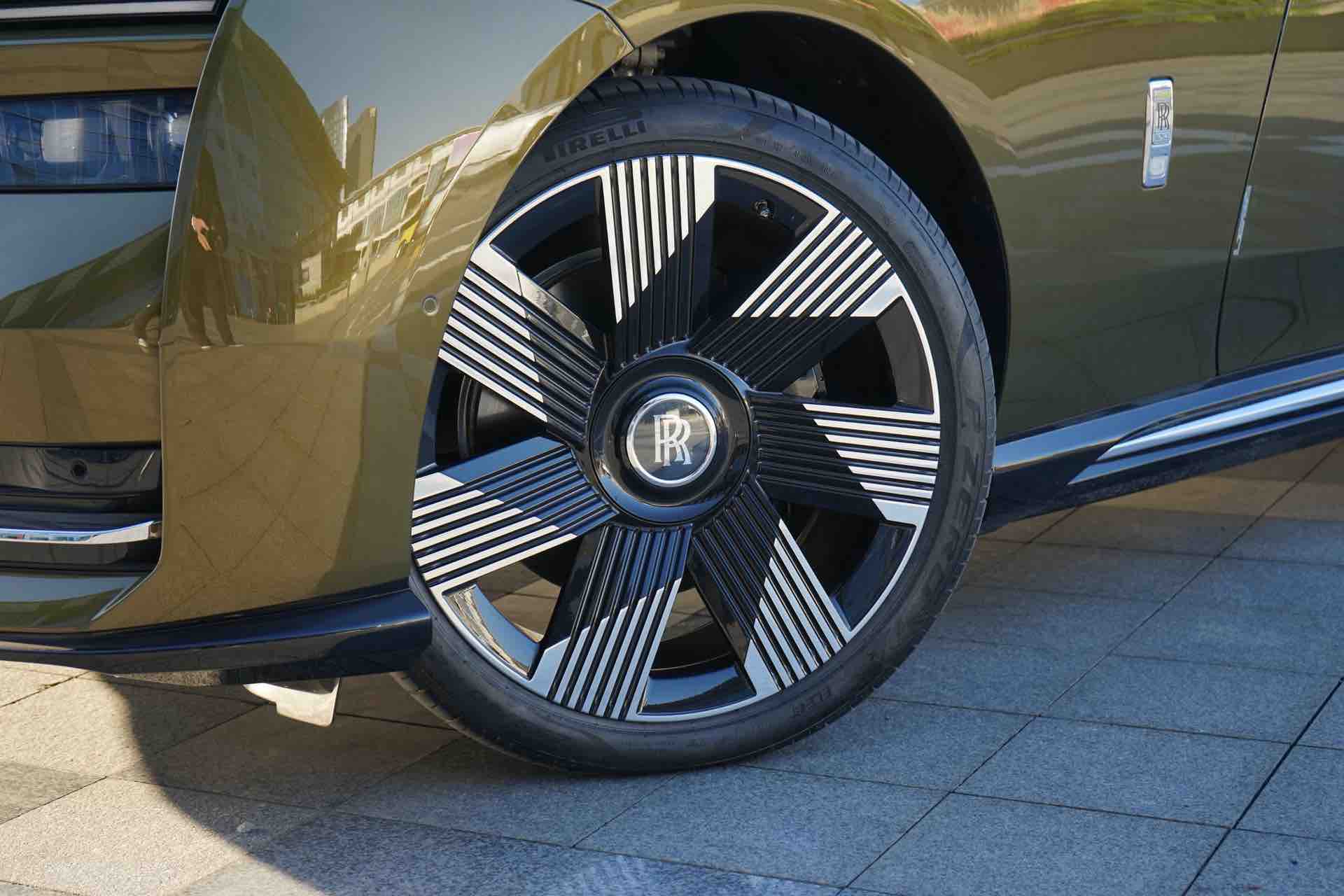 劳斯莱斯 闪灵 2024 汽车图片 #15