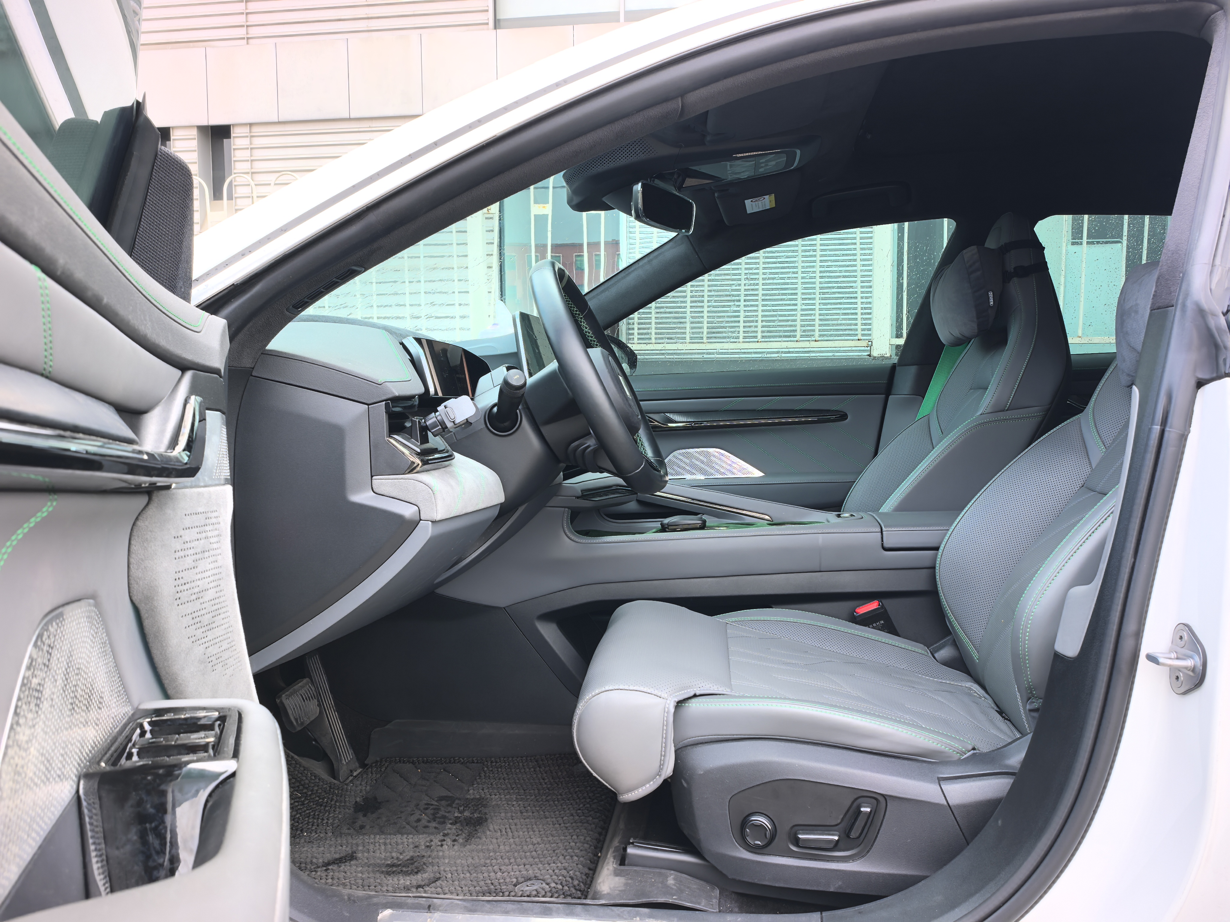 极氪 极氪001 2023 汽车图片 #15