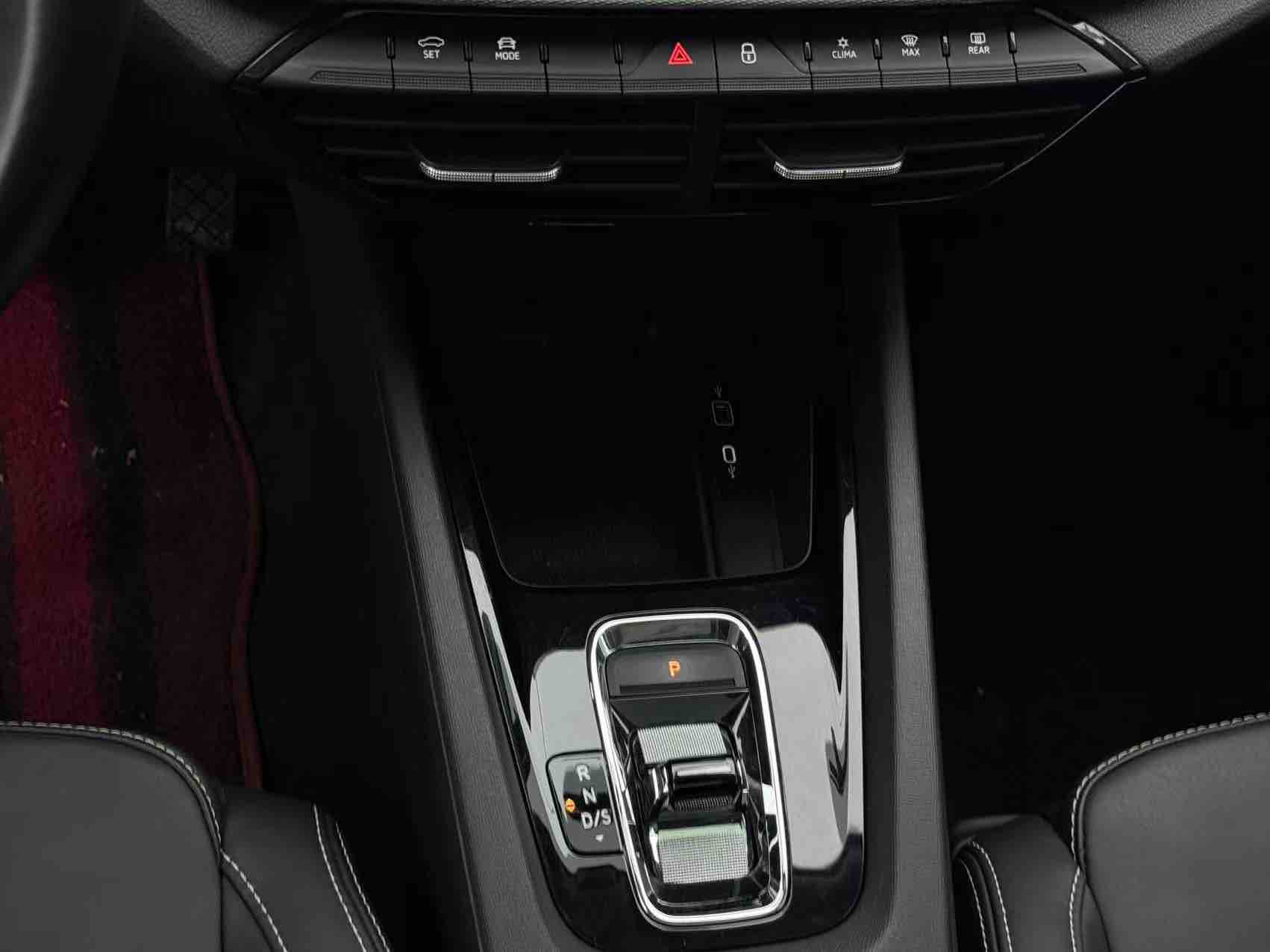 Skoda Octavia 2023 car image #15