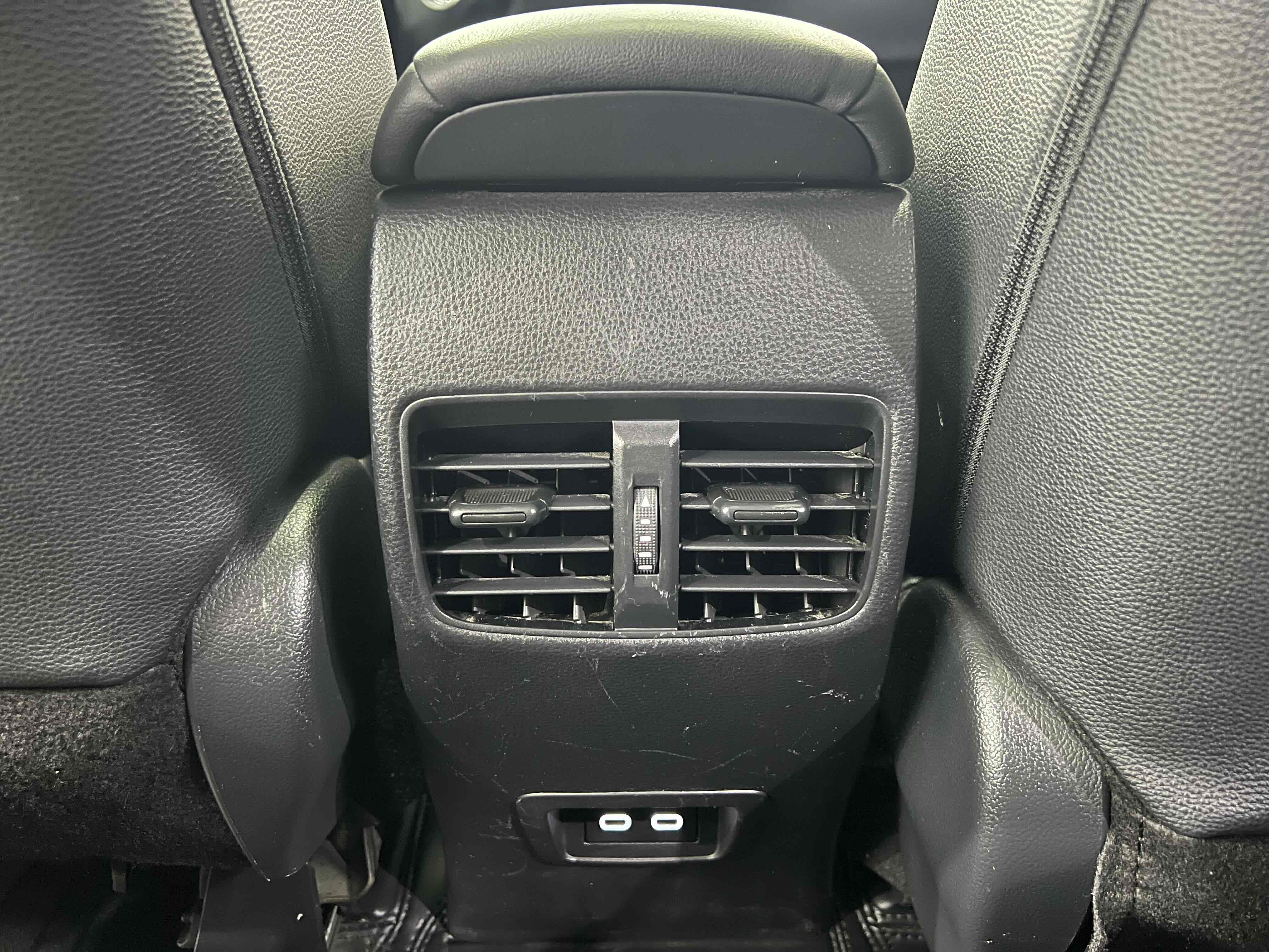 Toyota Frontlander 2022 #15 Toyota Frontlander 2022 immagine di auto #15