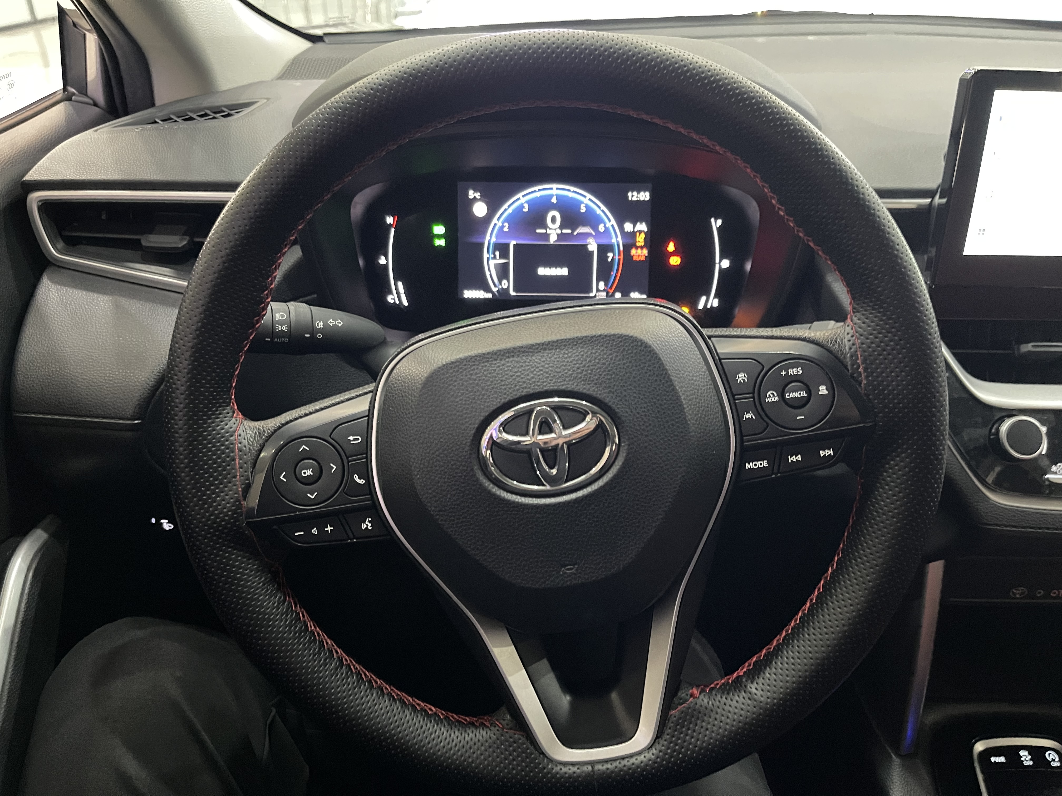 Toyota Frontlander 2023 car image #15