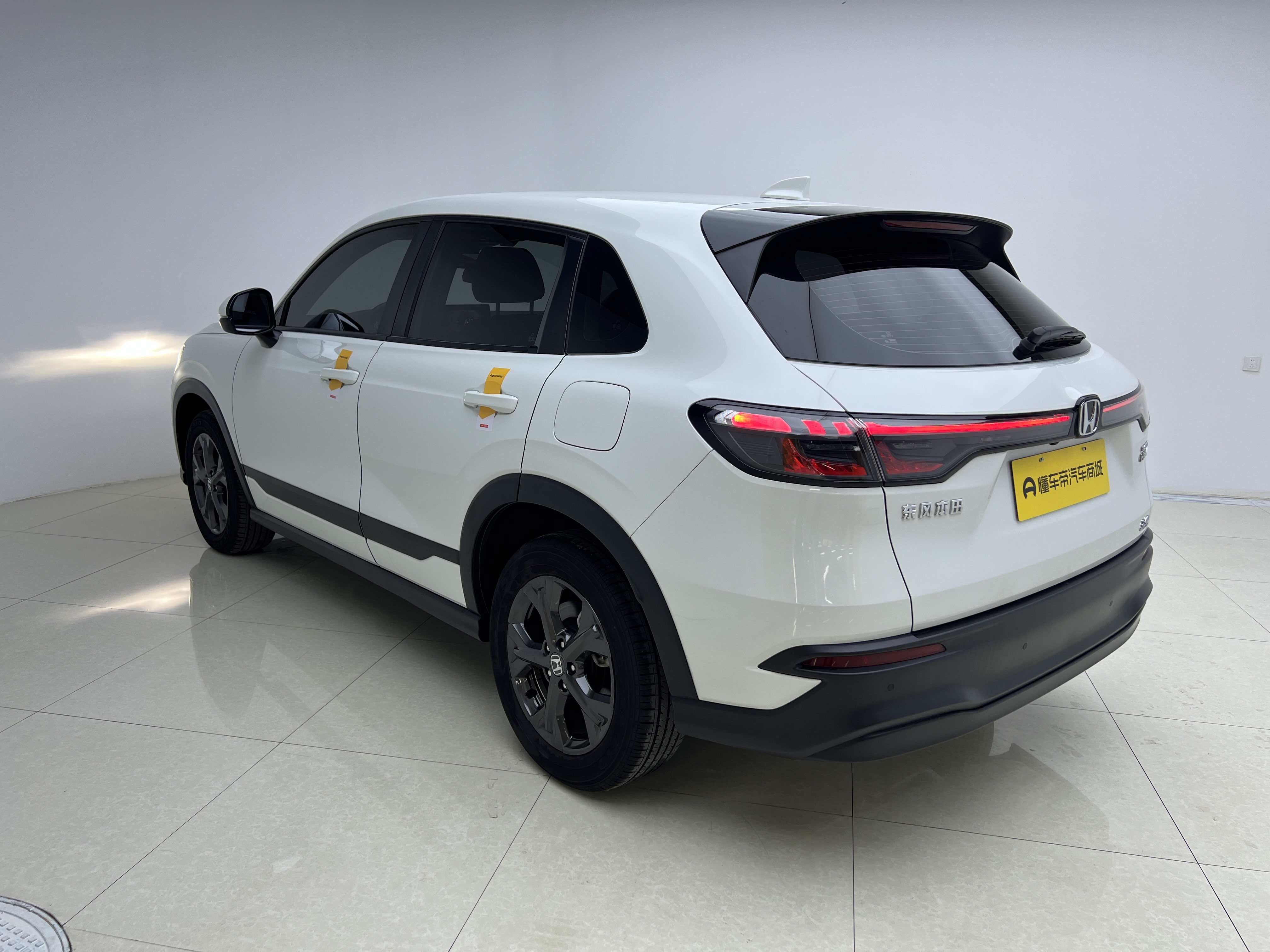 Honda HR-V 2024 #15 Honda HR-V 2024 car image #15