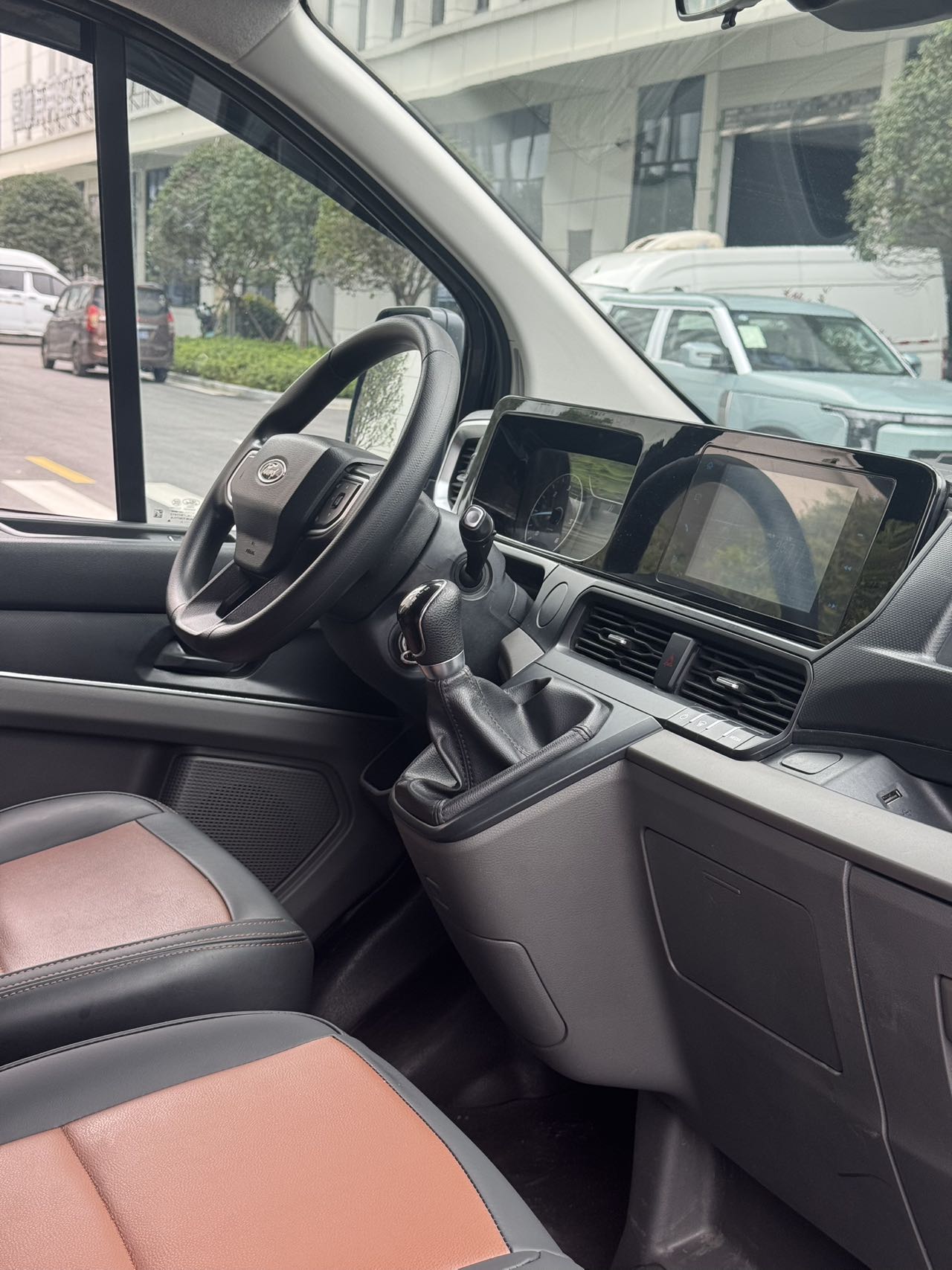 Ford Transit T8 2023 #15 Ford Transit T8 2023 car image #15