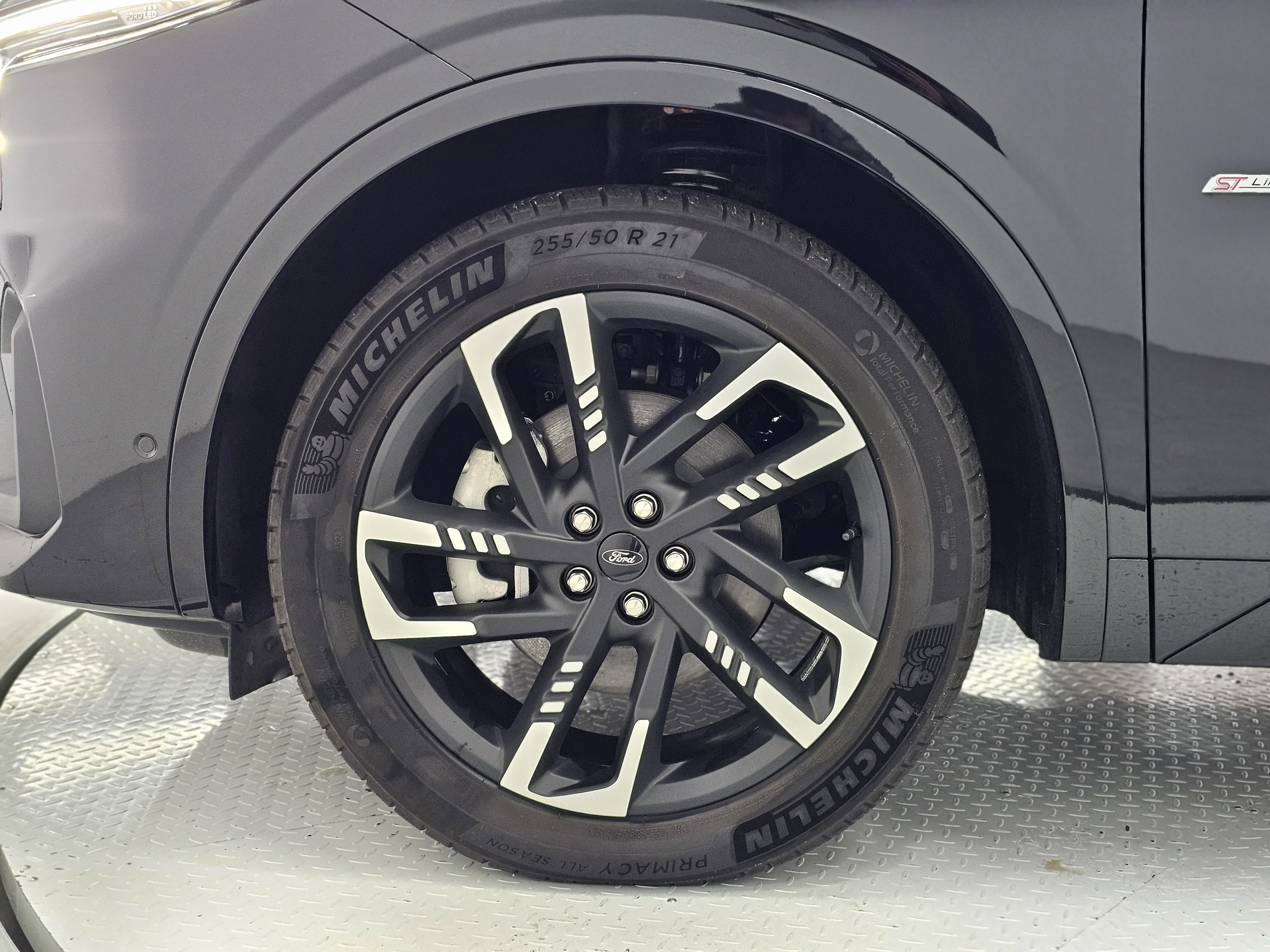 Ford Edge 2024 immagine di auto #15