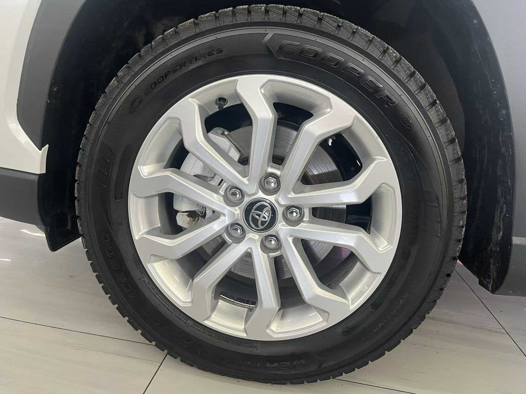 丰田 锋兰达 2024 汽车图片 #15