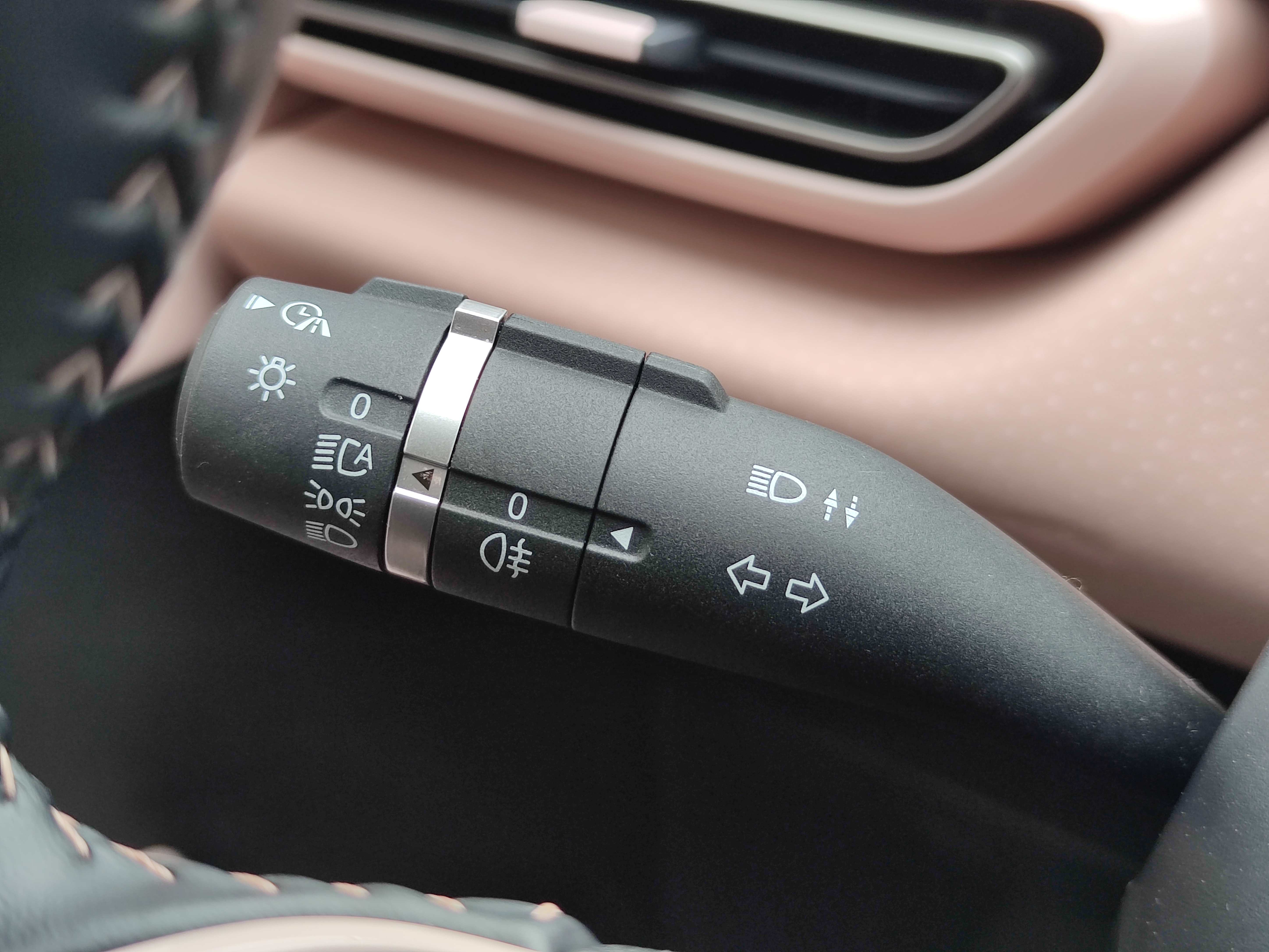 BYD Seagull 2024 immagine di auto #15