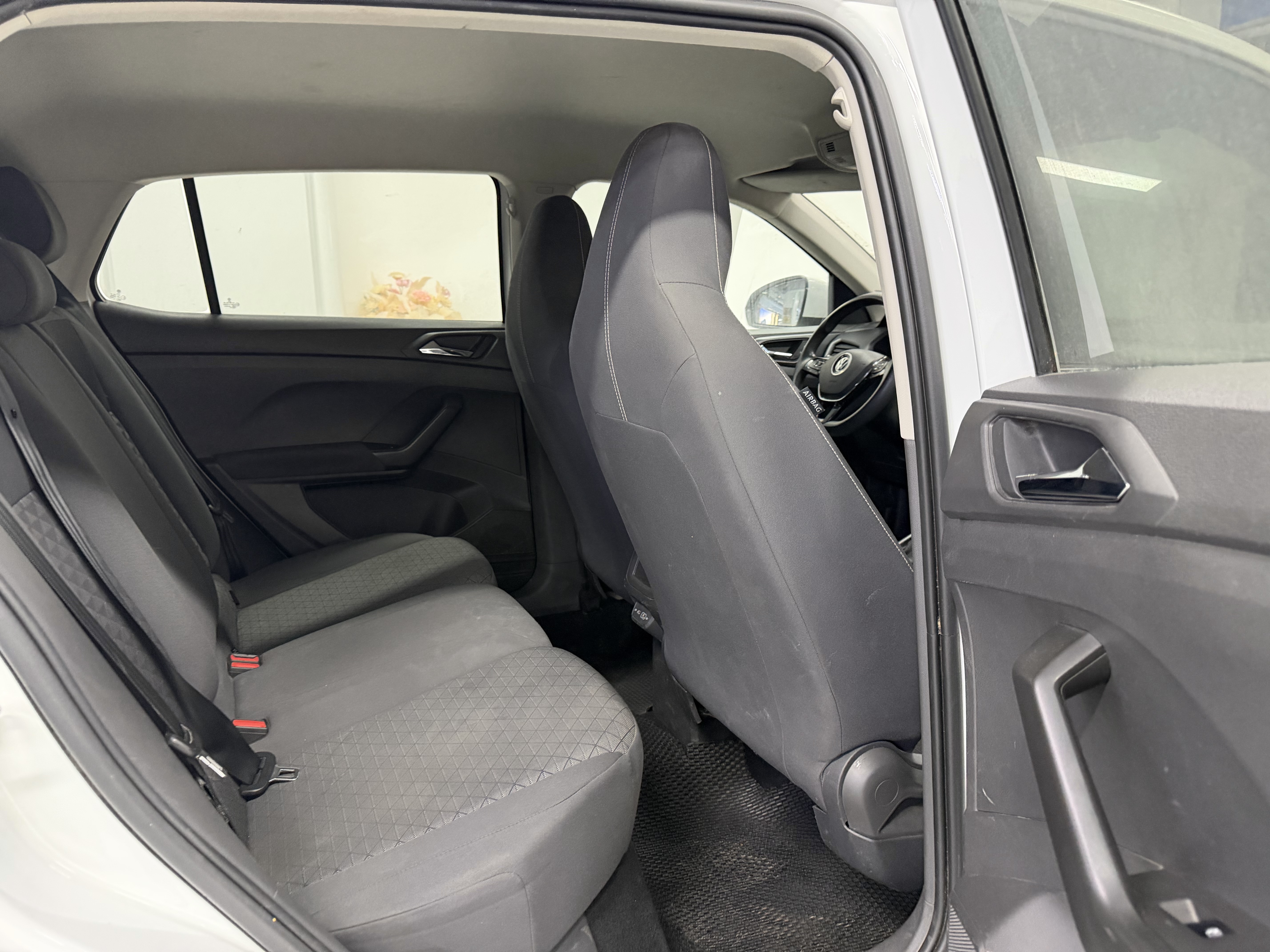 Volkswagen T-Cross 2024 car image #15