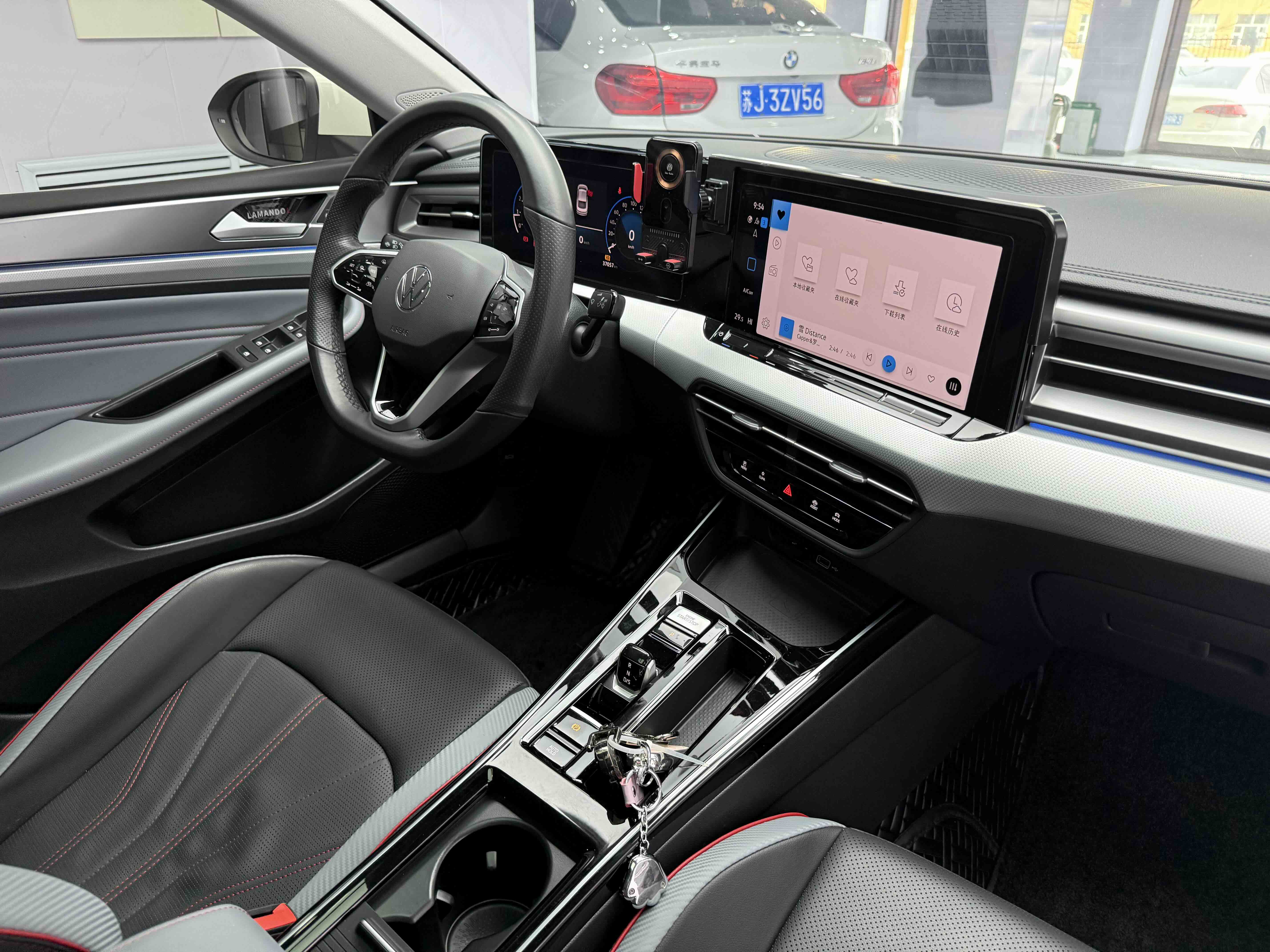 Volkswagen Lamando 2023 car image #15