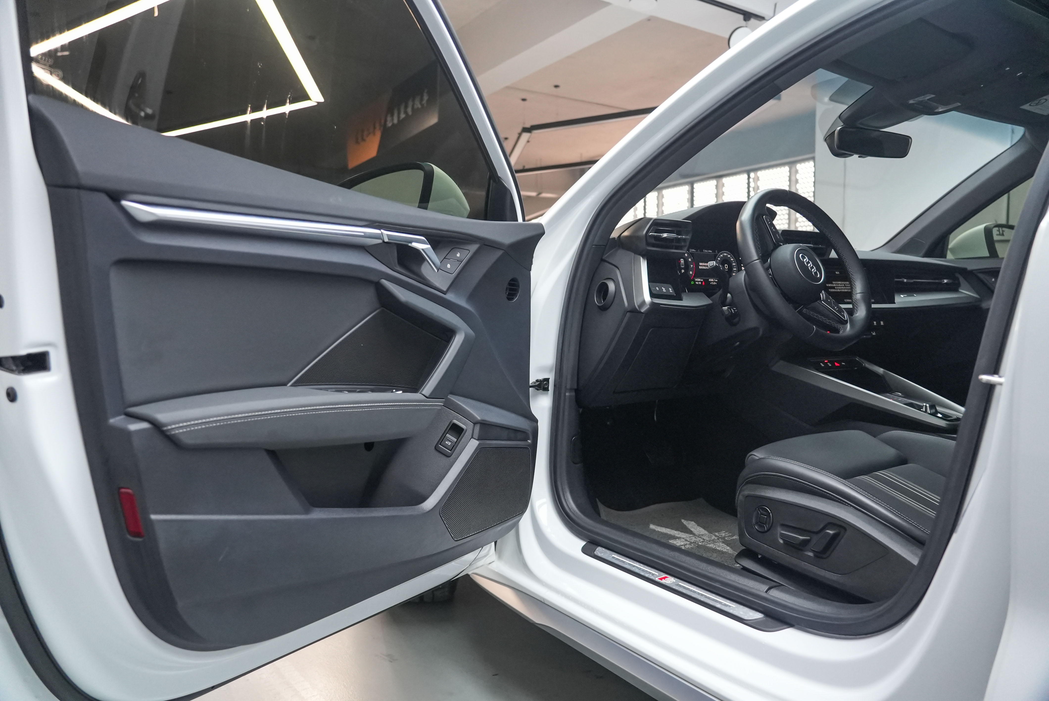 Audi A3 2024 car image #15