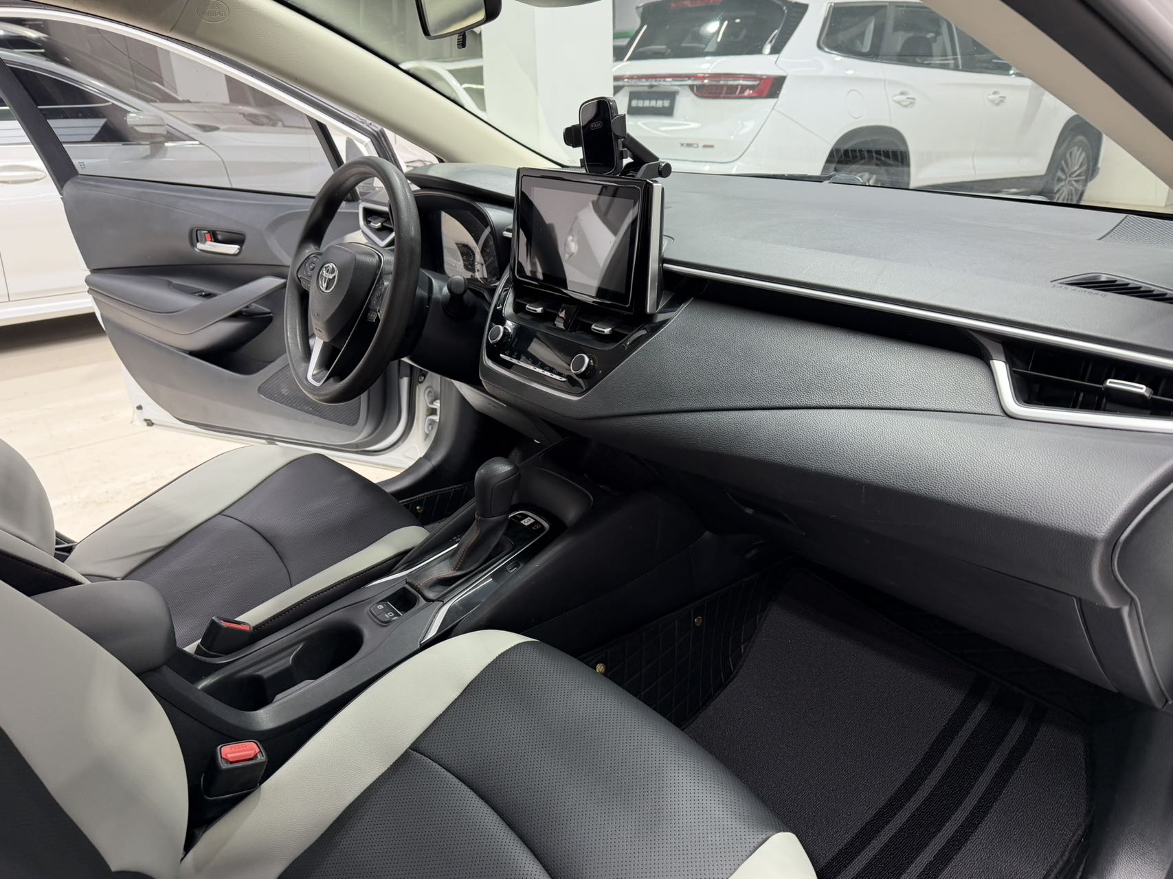 Corolla 2023 car image #15