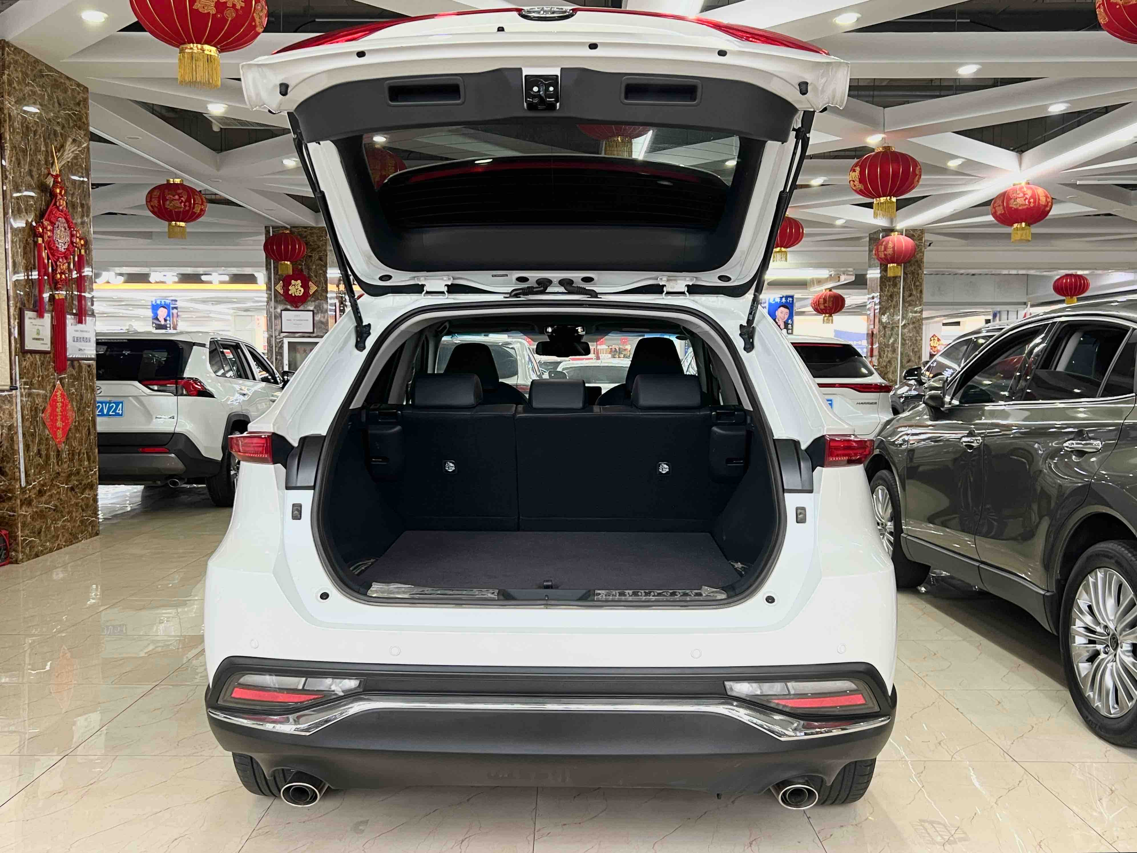 Toyota Harrier 2024 car image #15