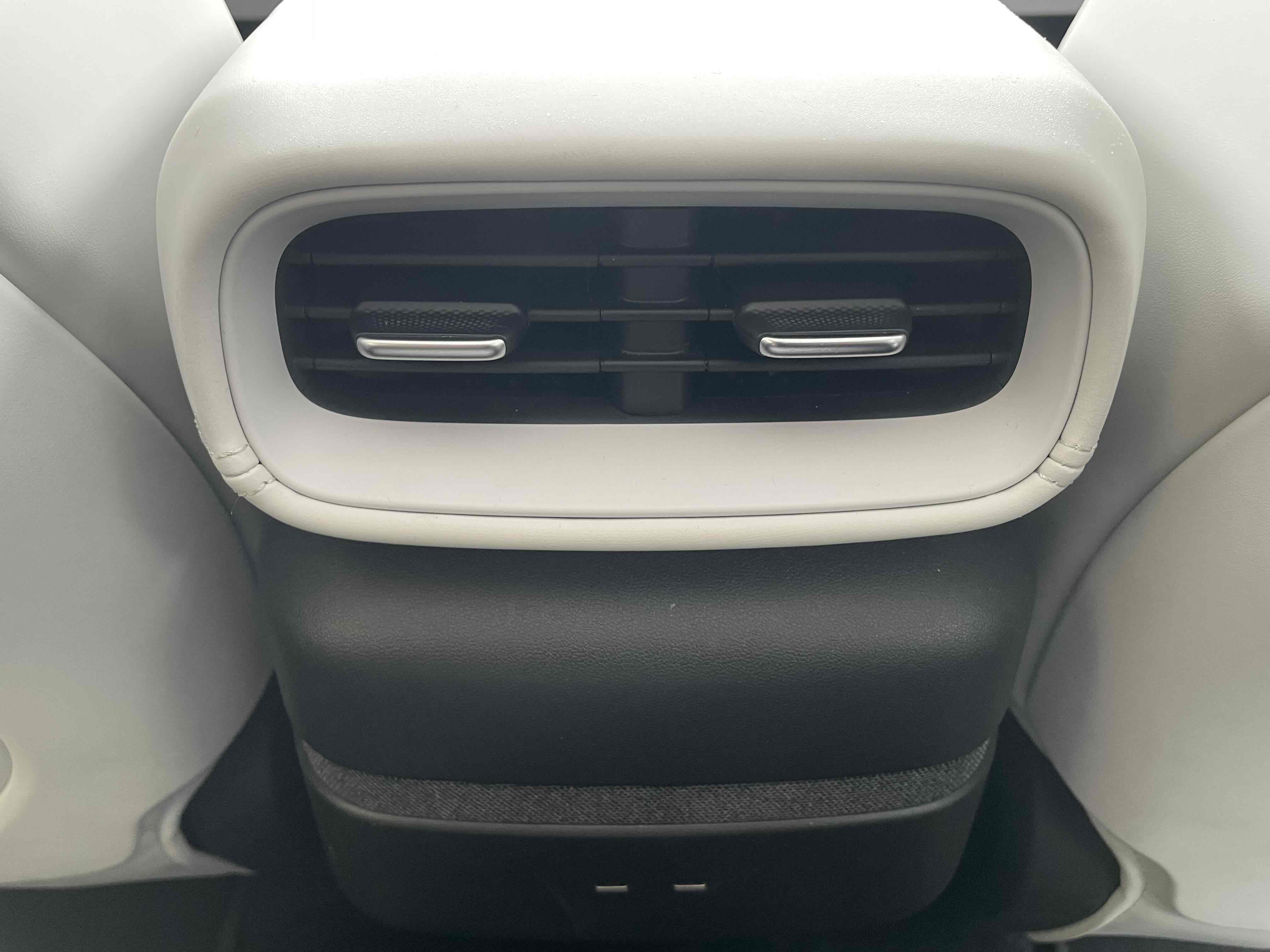 Xpeng G6 2023 #15 Xpeng G6 2023 car image #15