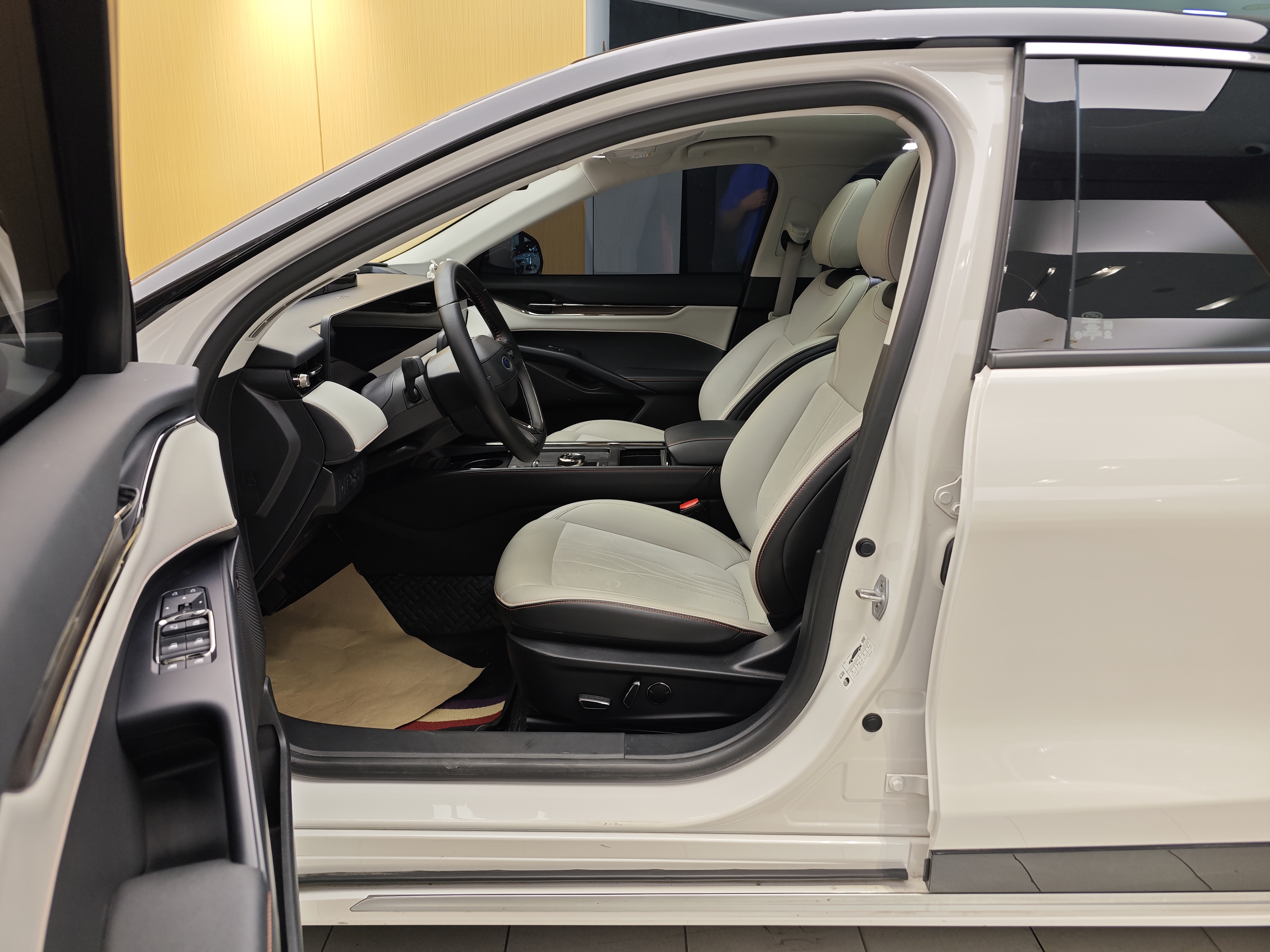 Ford Mondeo 2024 #15 Ford Mondeo 2024 car image #15