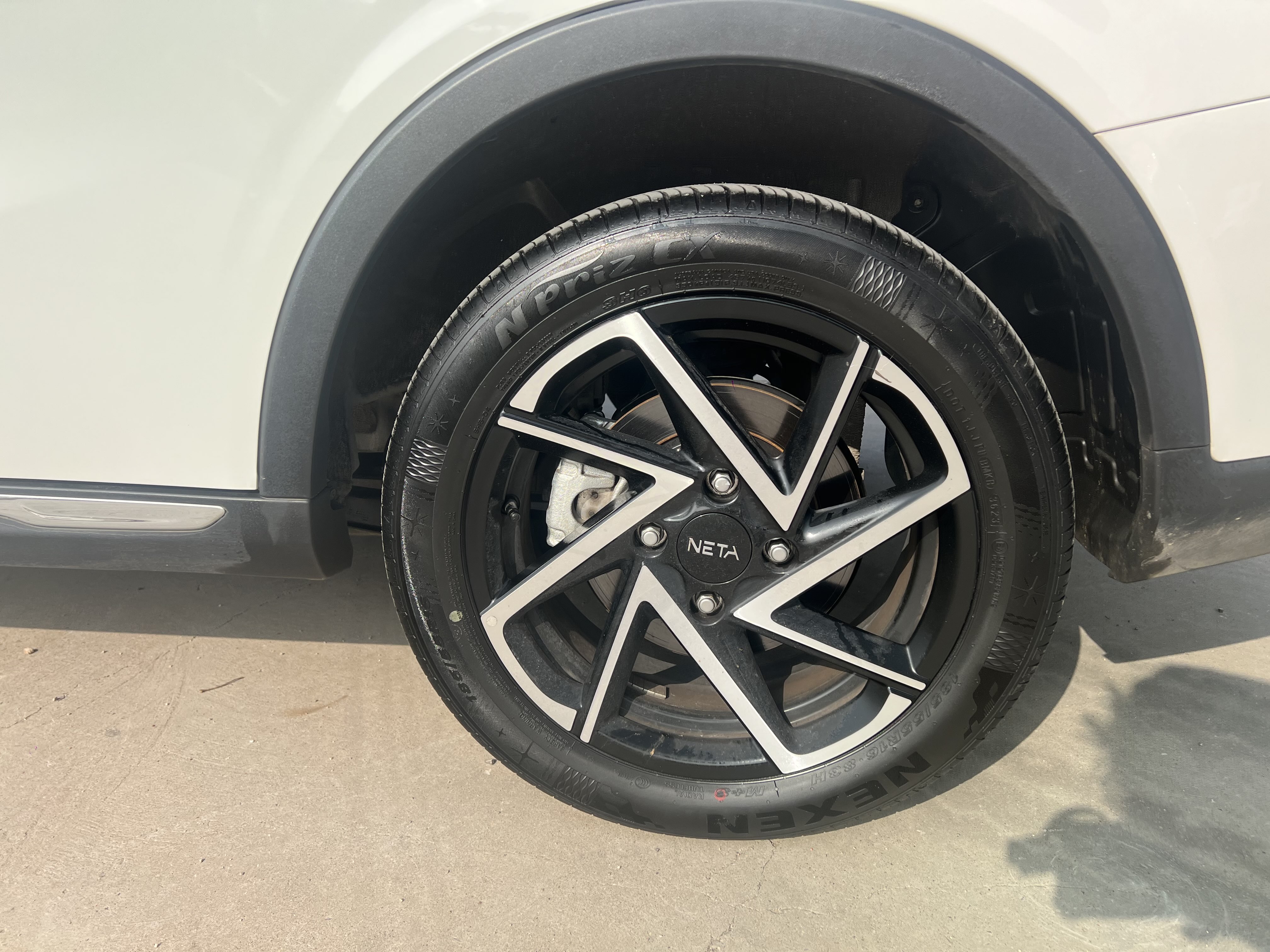 哪吒汽车 哪吒AYA 2024 汽车图片 #15