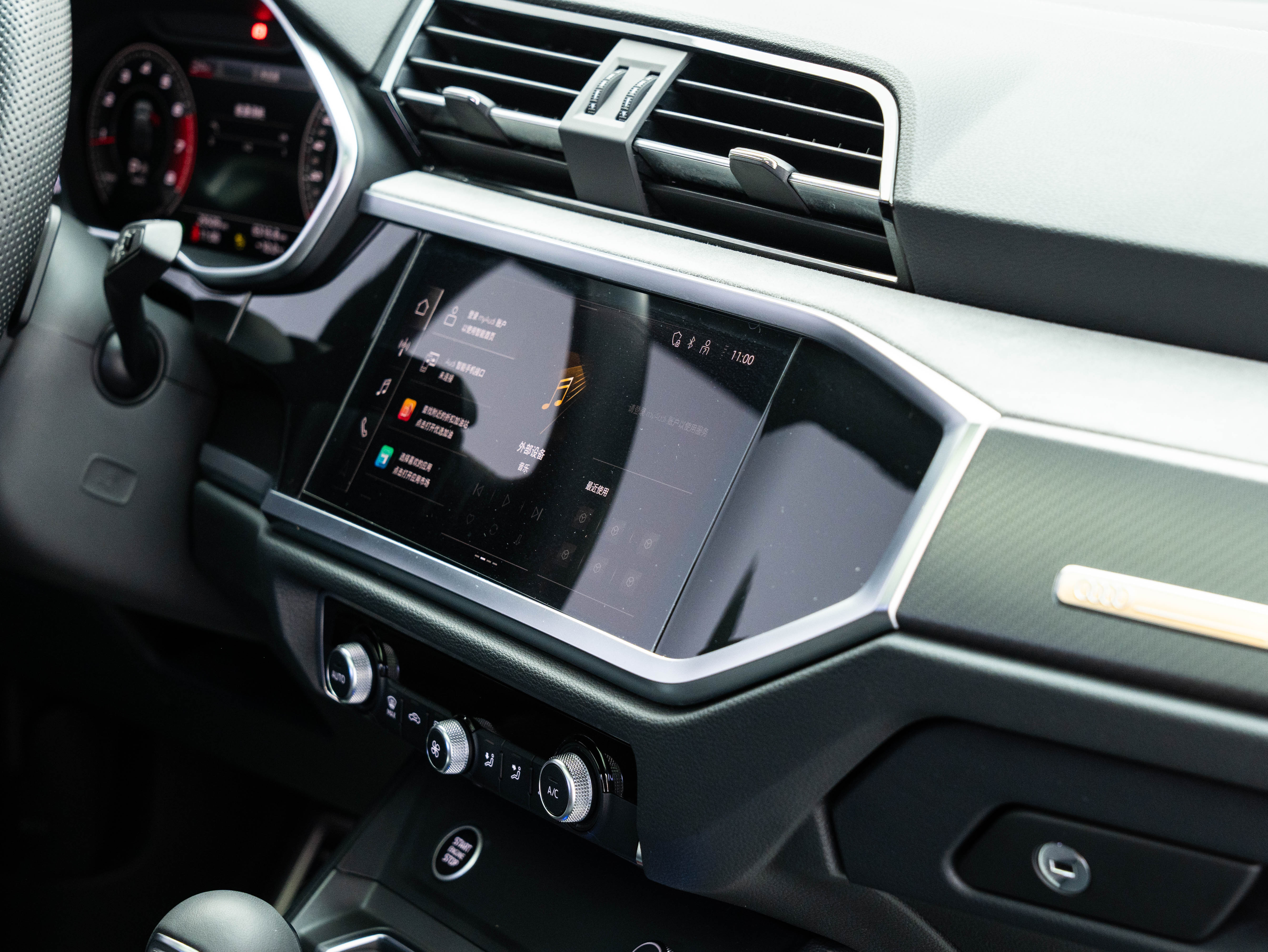 Audi Q3 Sportback 2024 #15 Audi Q3 Sportback 2024 car image #15