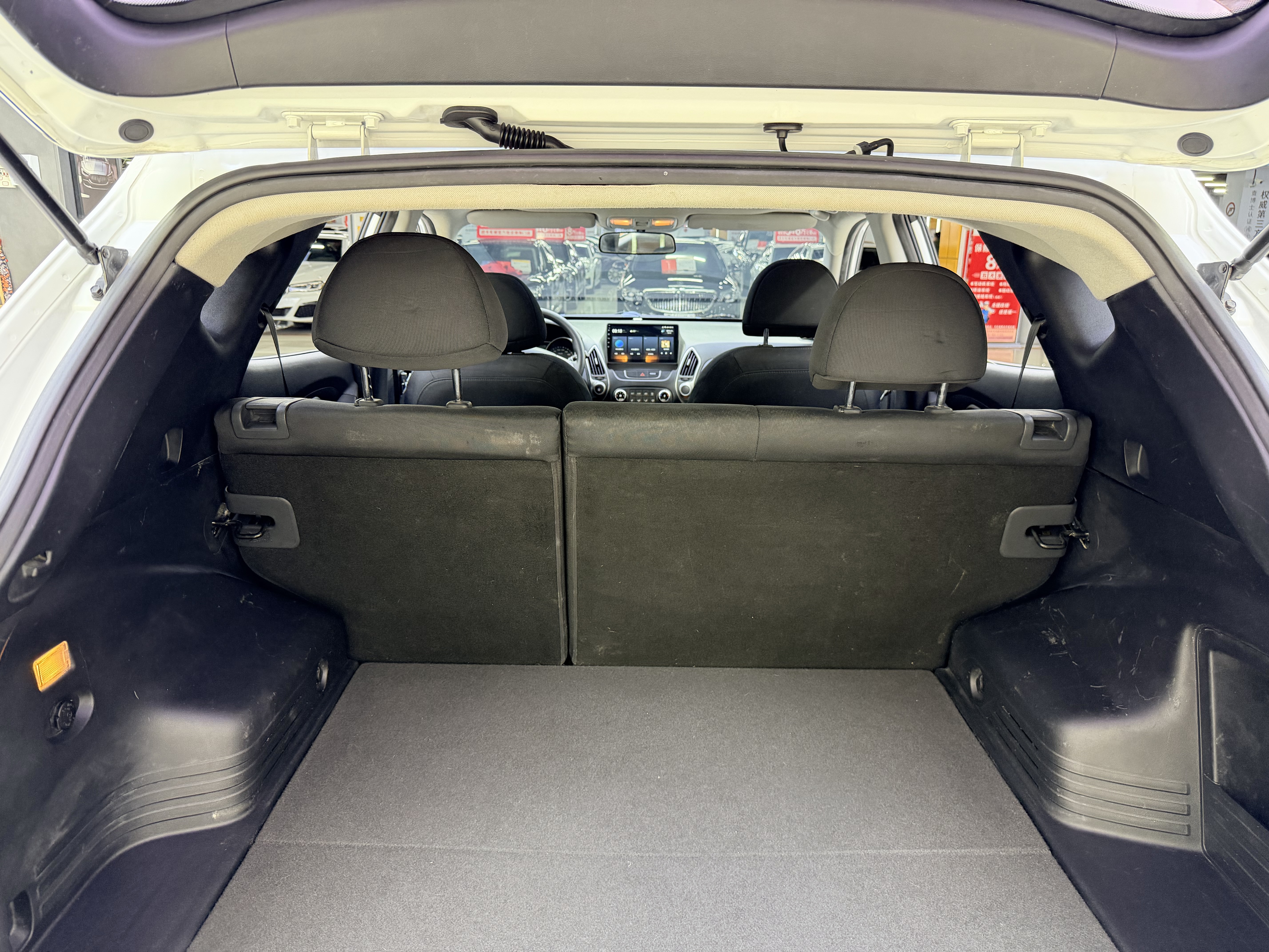 Hyundai ix35 2015 #15 Hyundai ix35 2015 car image #15