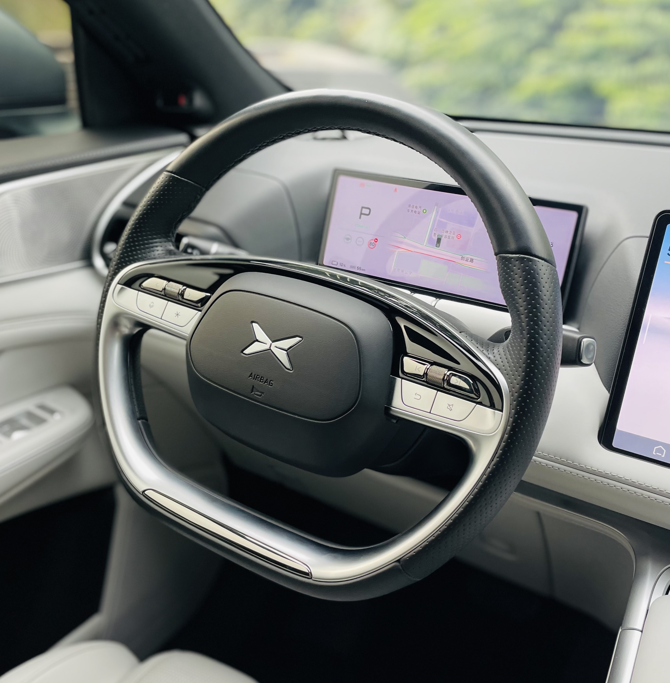 Xpeng G9 2024 car image #15