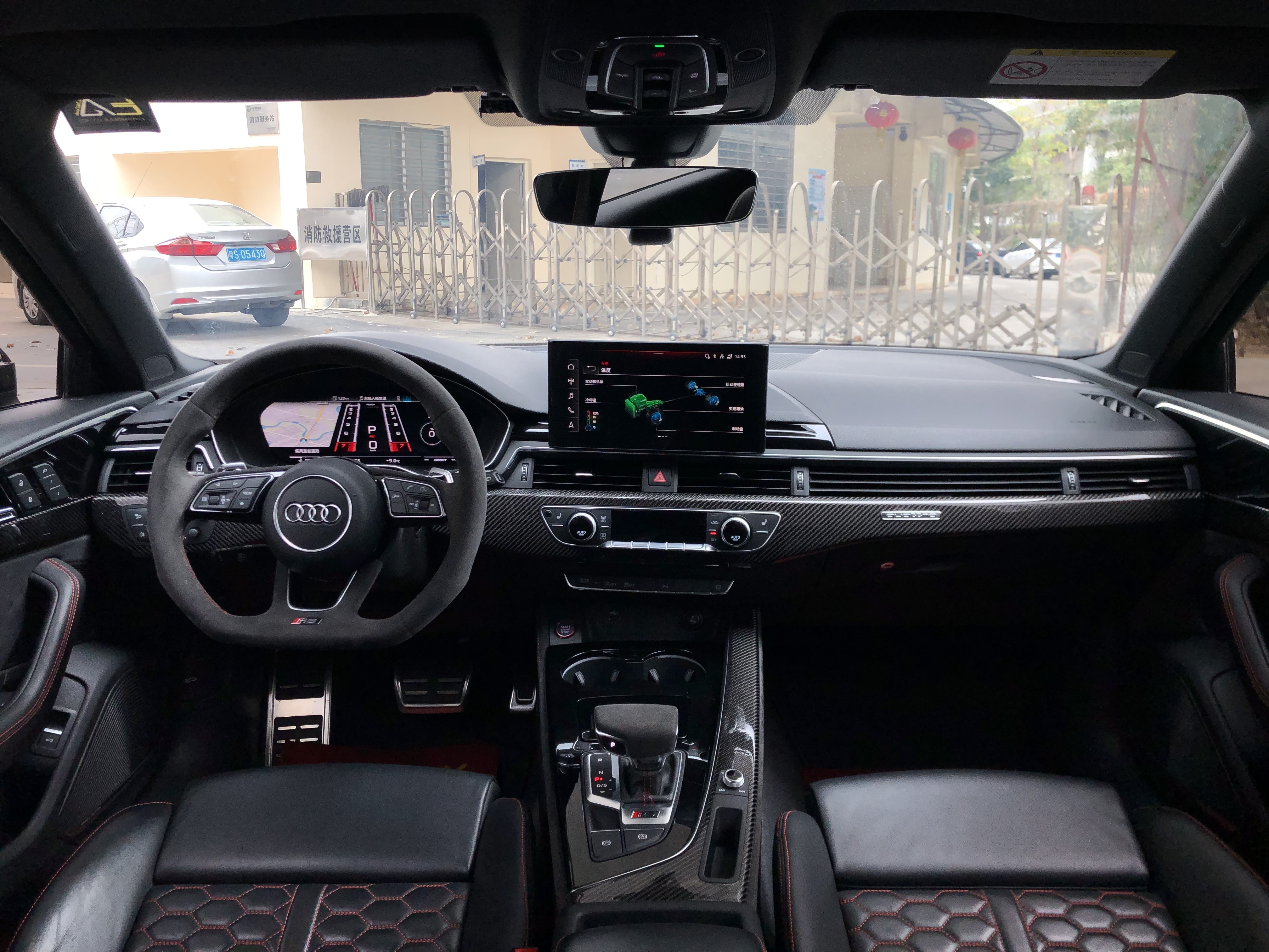 Audi RS 4 2023 immagine di auto #15