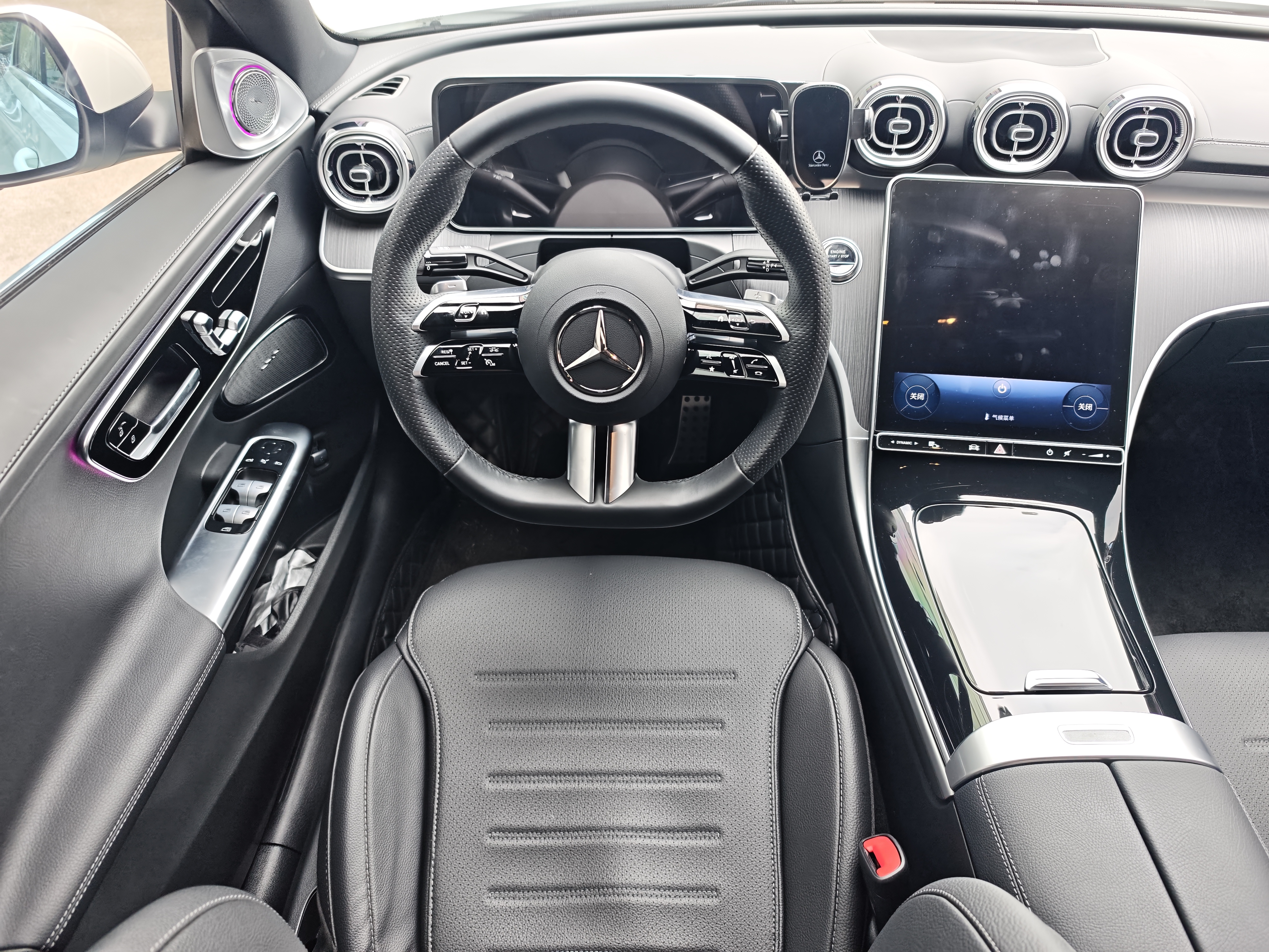 Mercedes-Benz C Class 2024 #15 Mercedes-Benz C Class 2024 car image #15