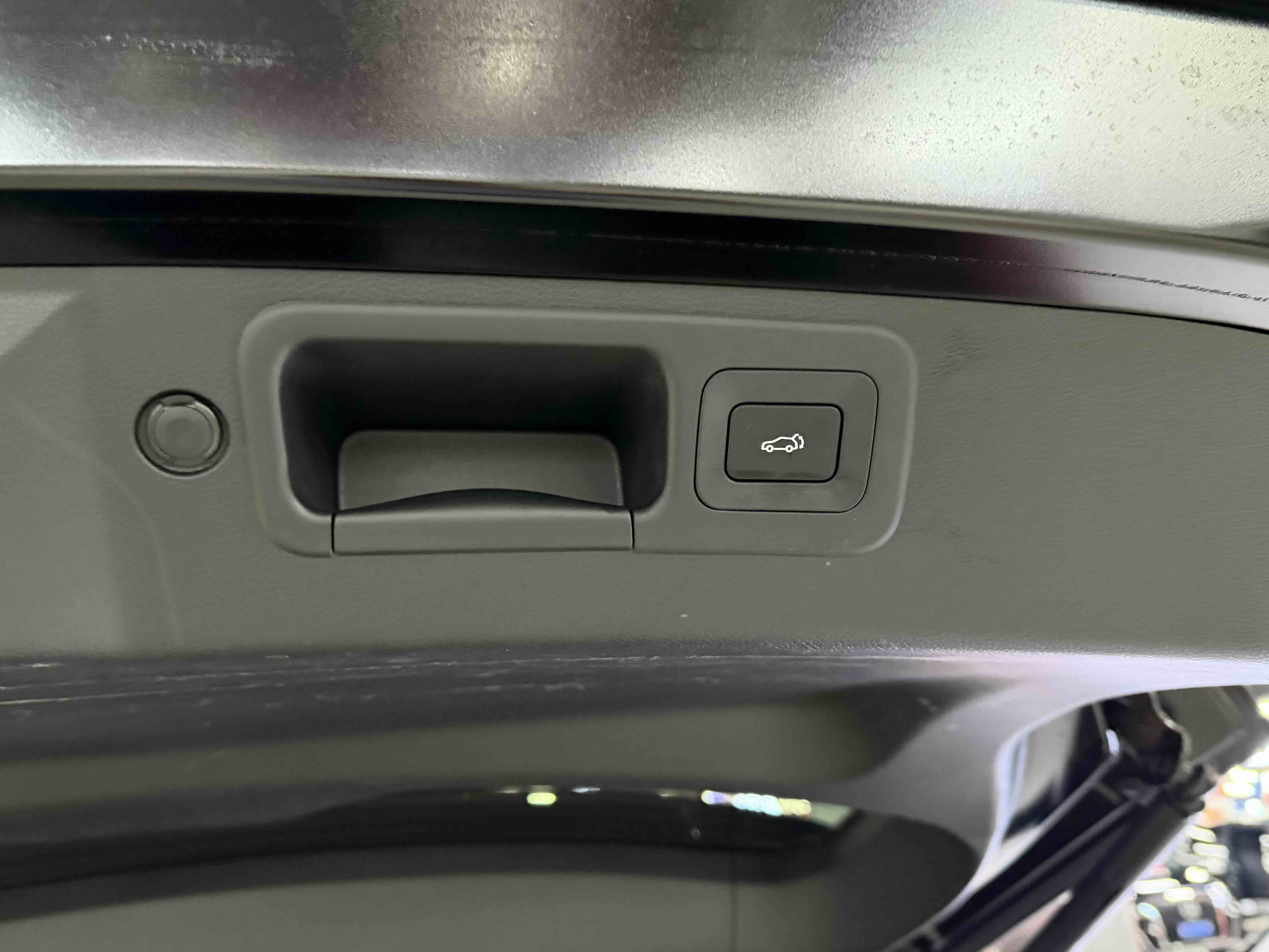 GAC Trumpchi ES9 2024 car image #15