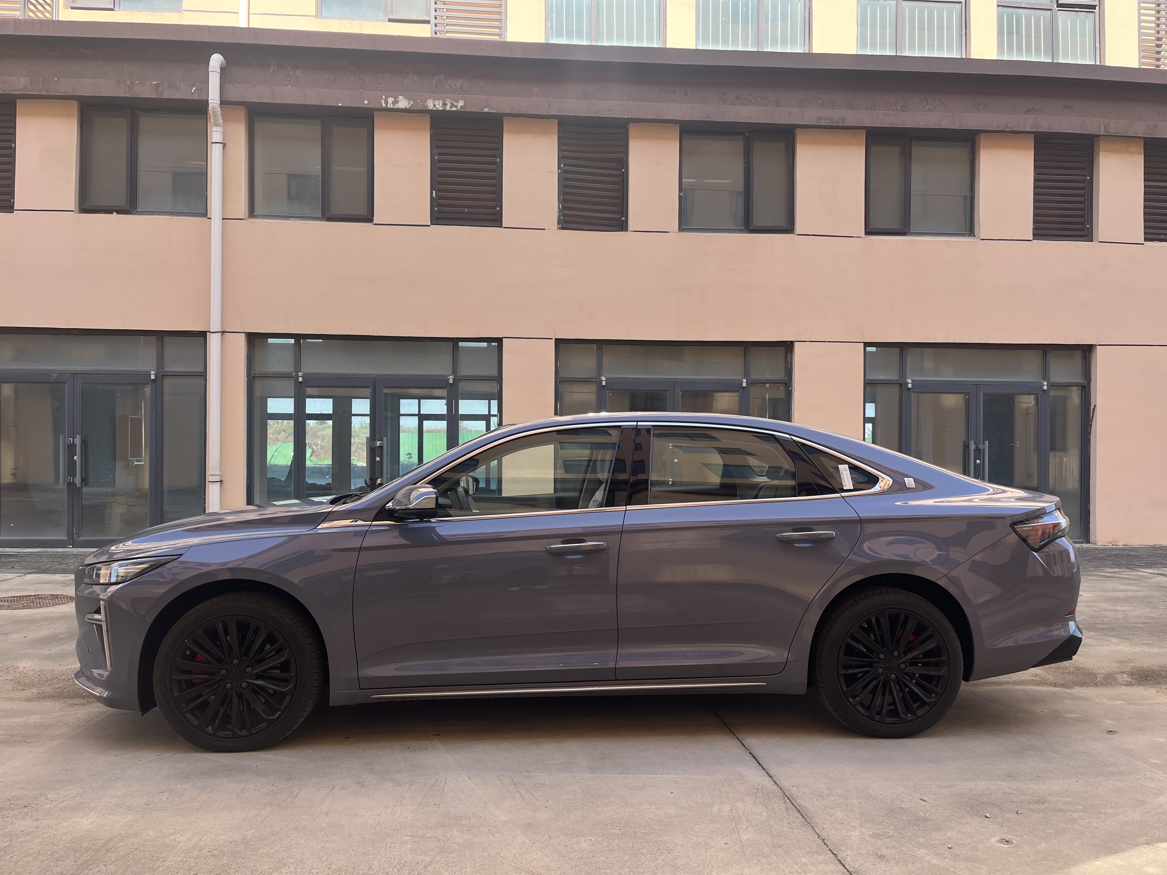 GEELY PrefaceL 2024 #15 GEELY PrefaceL 2024 صورة سيارة #15