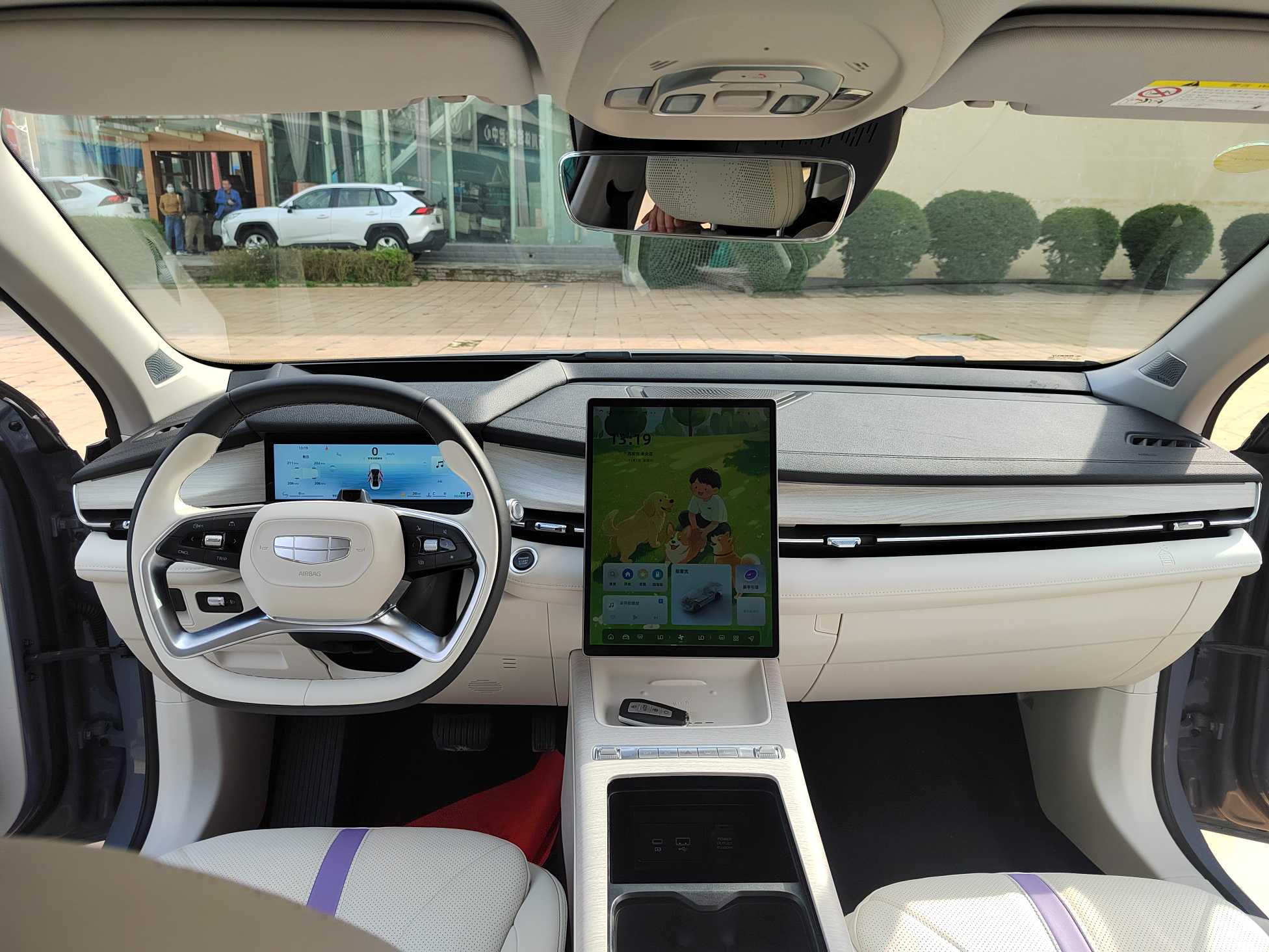 GEELY PrefaceL 2023 car image #15