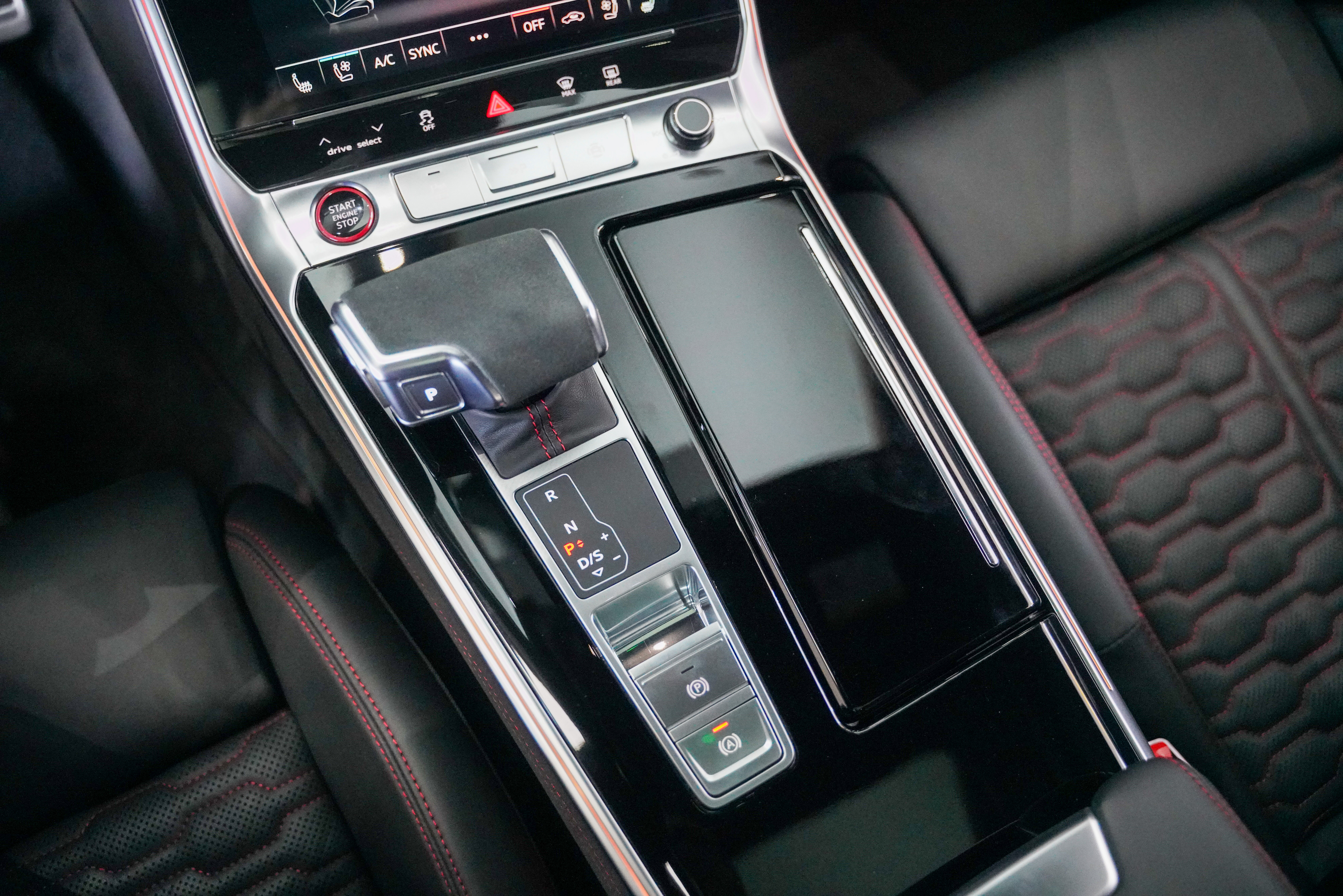 Audi RS 6 2024 car image #15