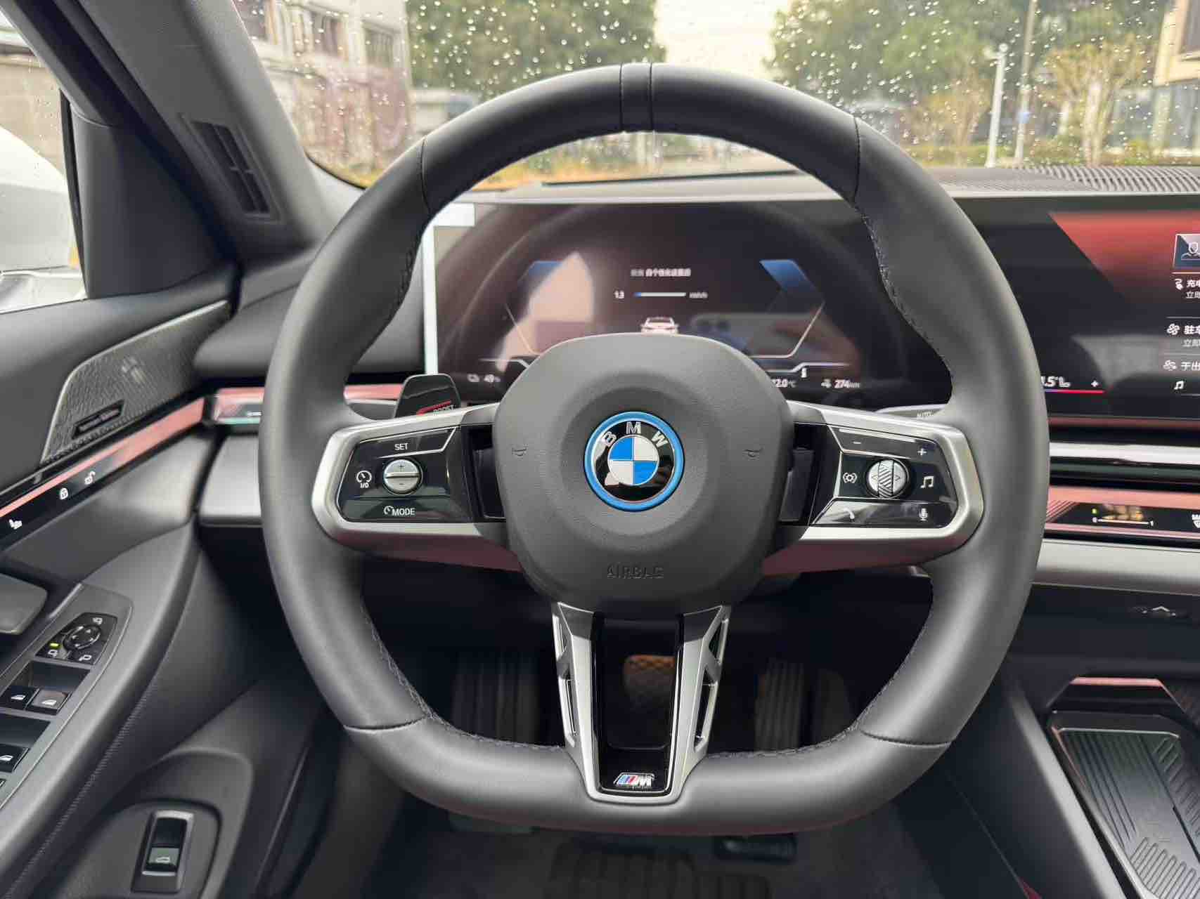 BMW i5 2025 immagine di auto #15