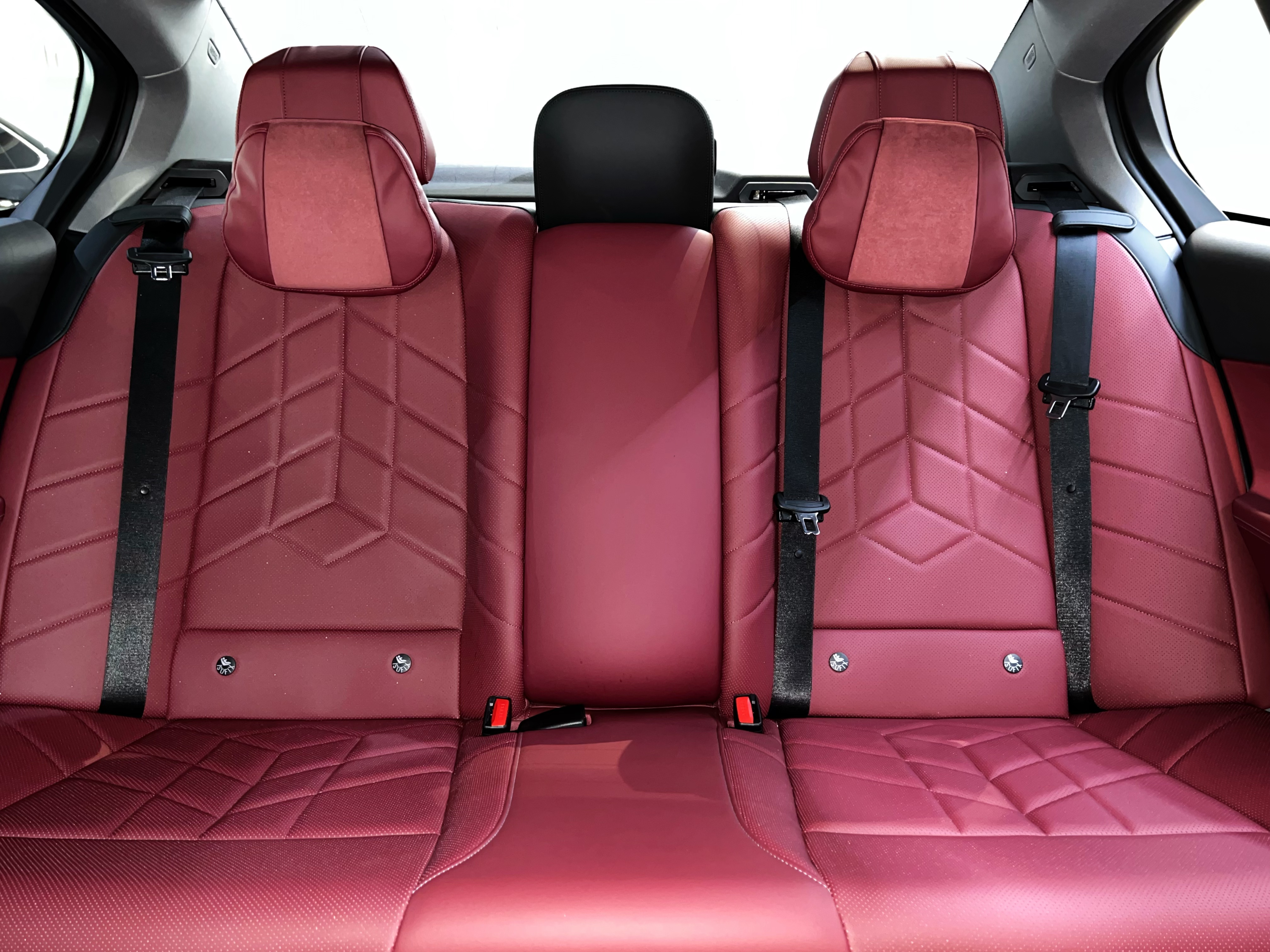 BMW i5 M60 2024 #15 BMW i5 M60 2024 car image #15