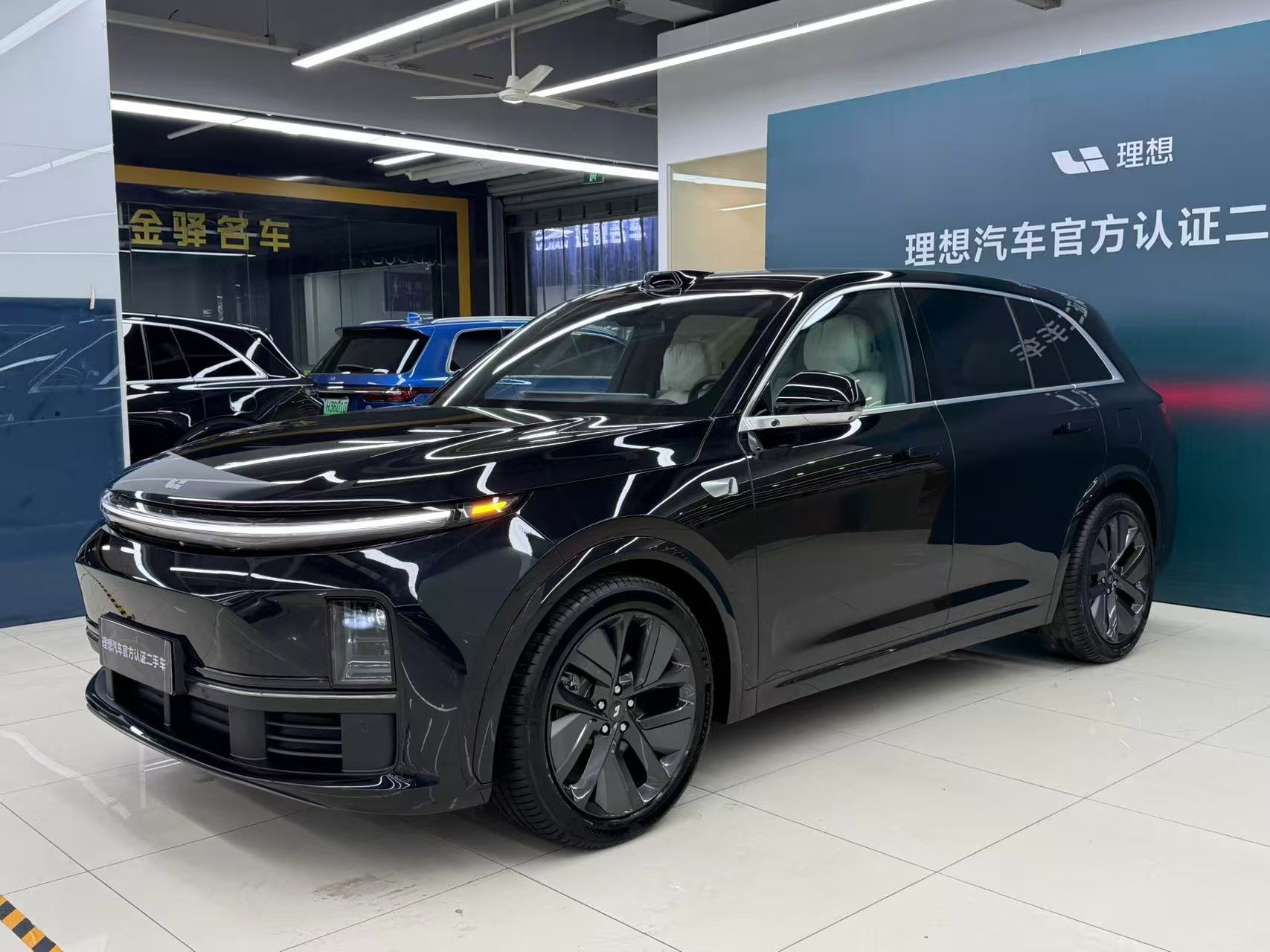 Li L7 2025 immagine di auto #15