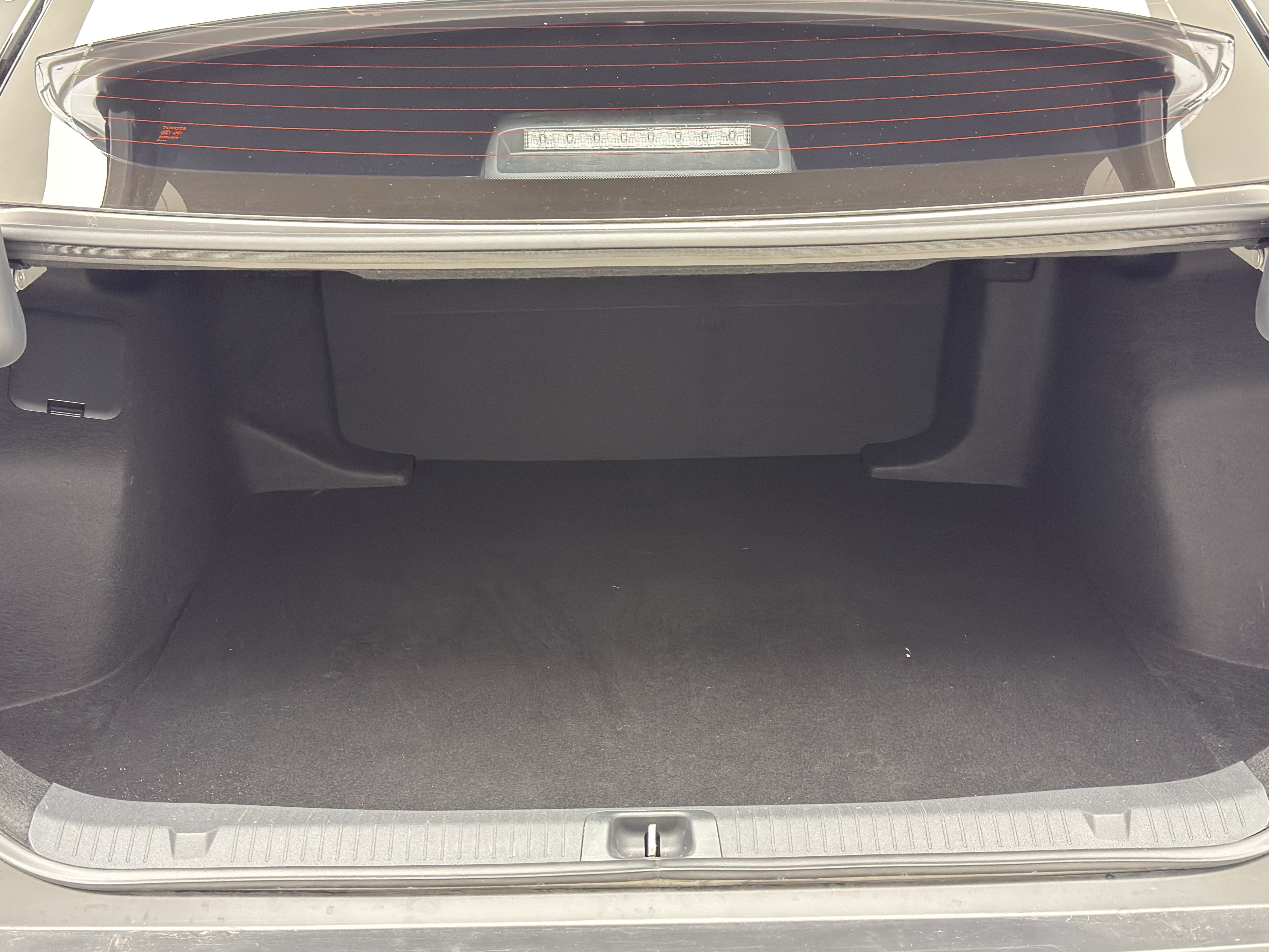 Toyota bZ3 2025 immagine di auto #15