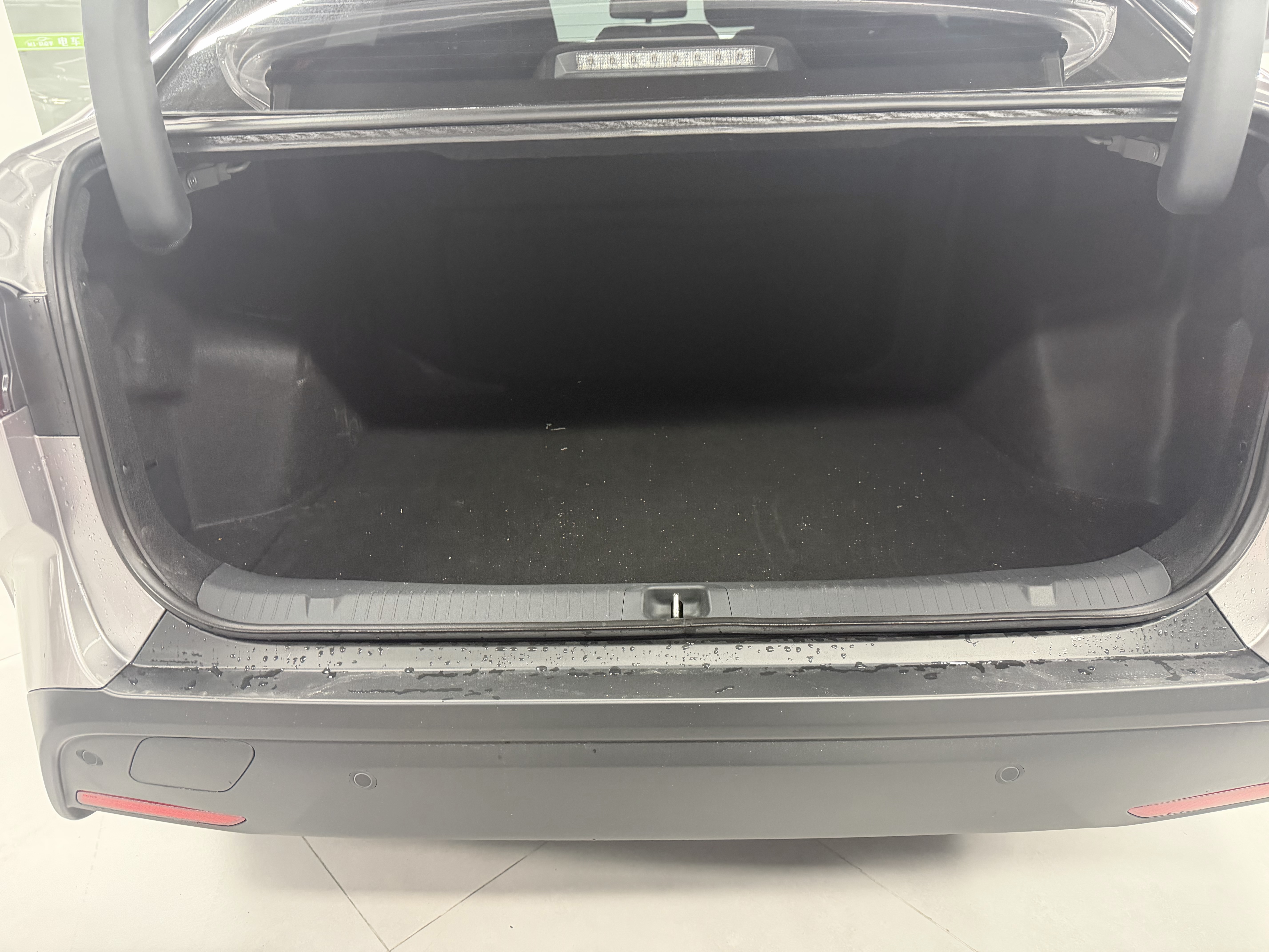 Toyota bZ3 2025 immagine di auto #15