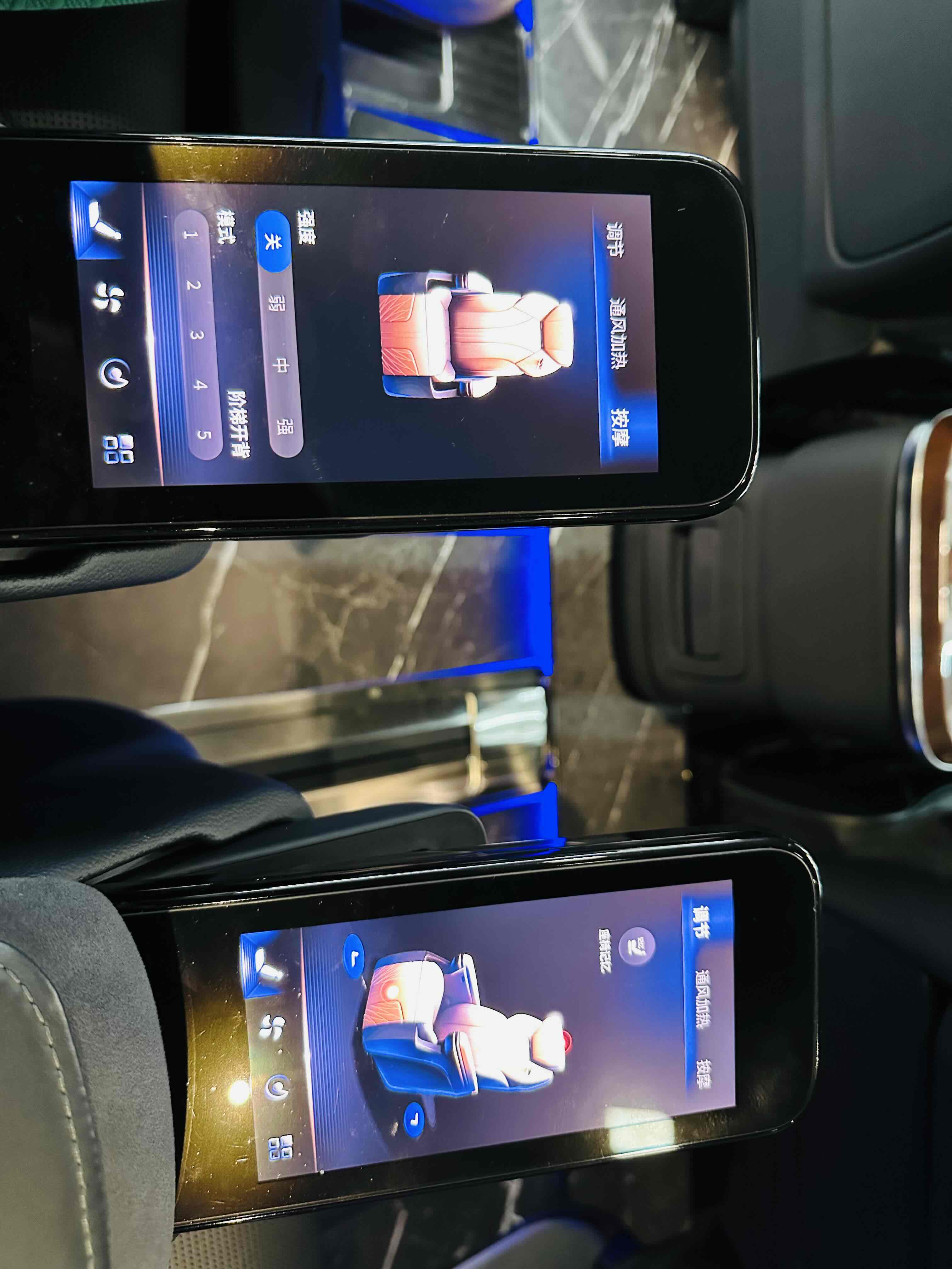 HongQi HQ9 PHEV 2024 #15 HongQi HQ9 PHEV 2024 car image #15