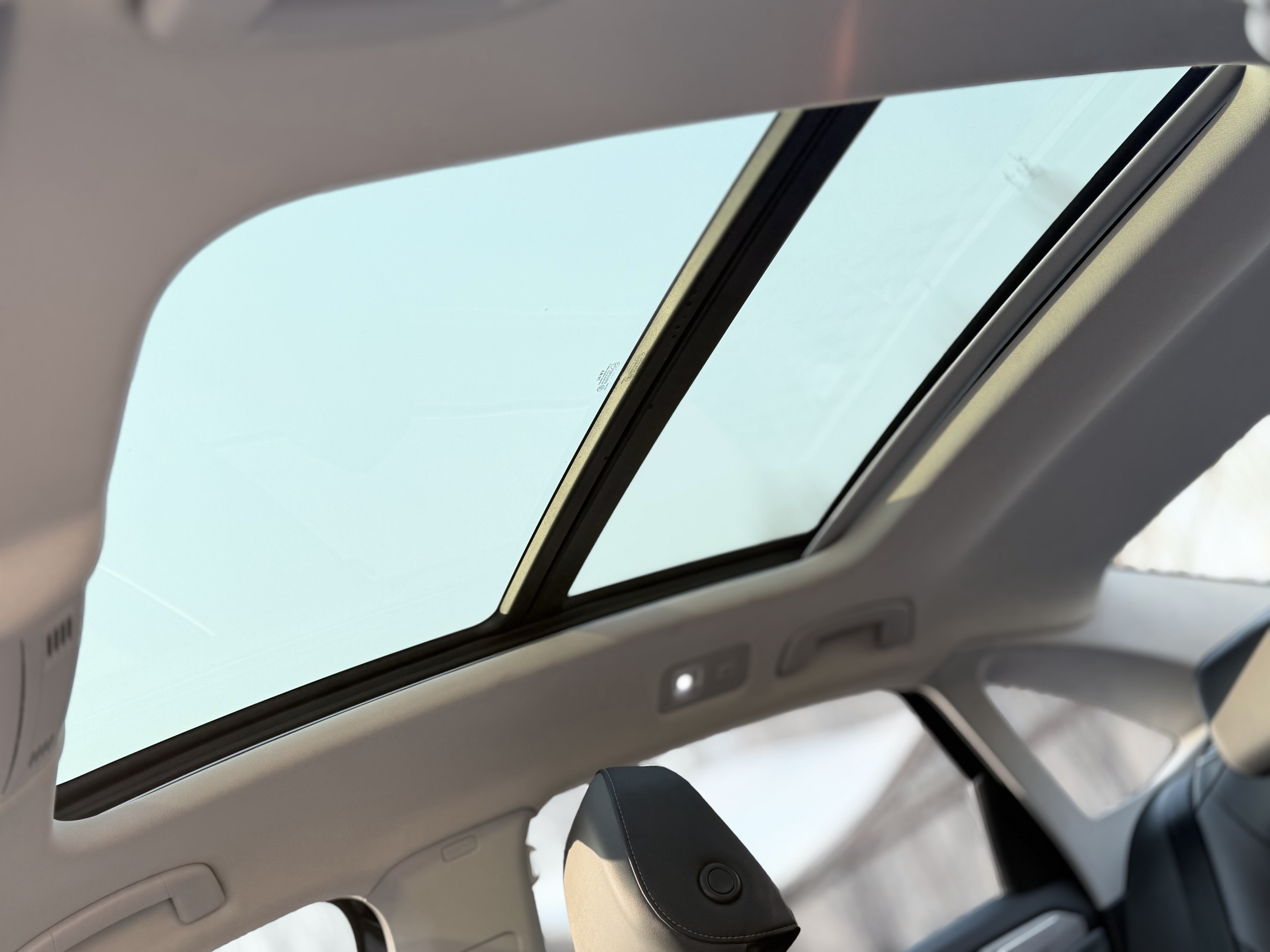 Volkswagen Sagitar 2024 car image #15