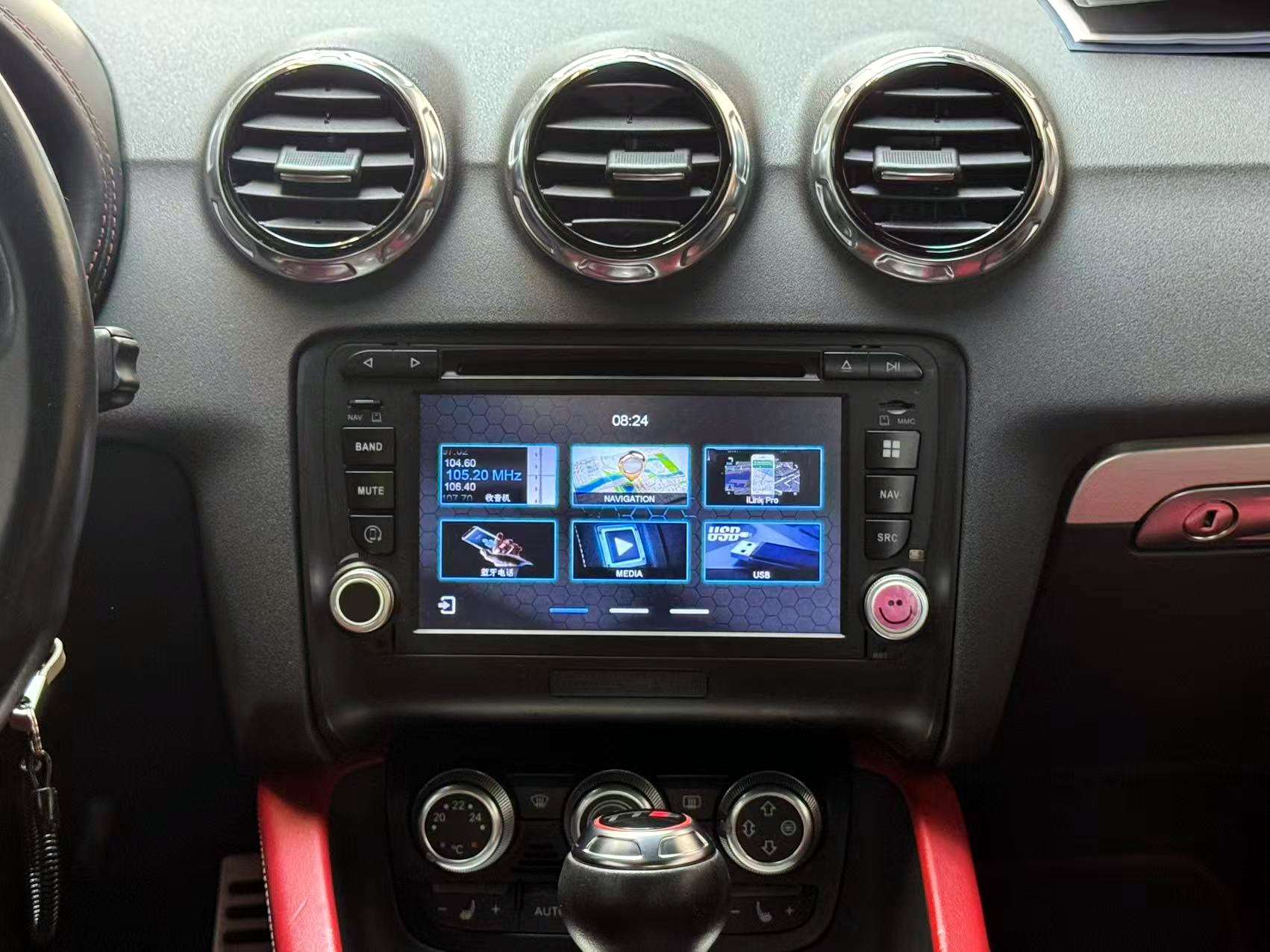 Audi TTS 2011 car image #15