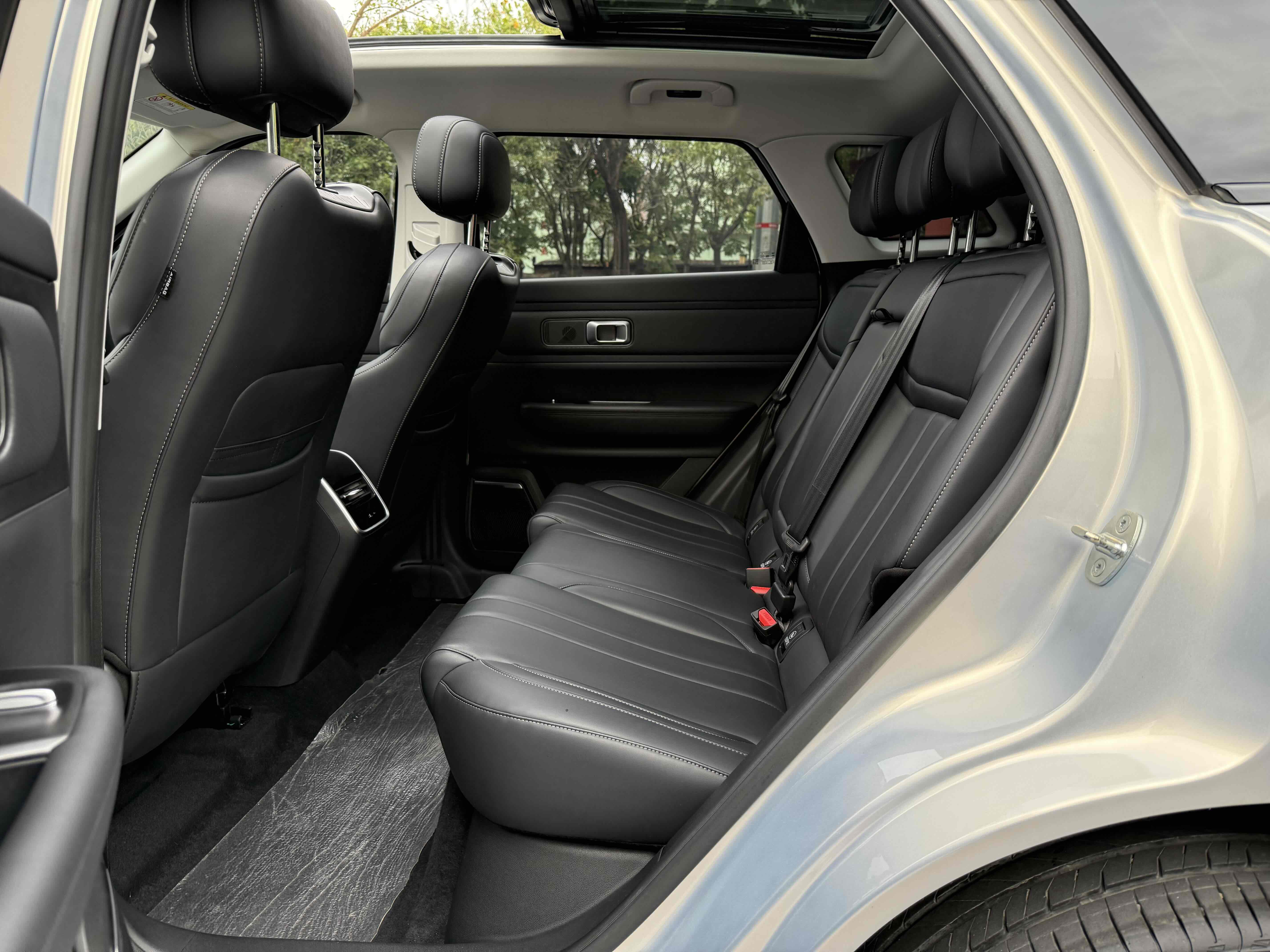 Chery Exploration 06 C-DM 2024 immagine di auto #15