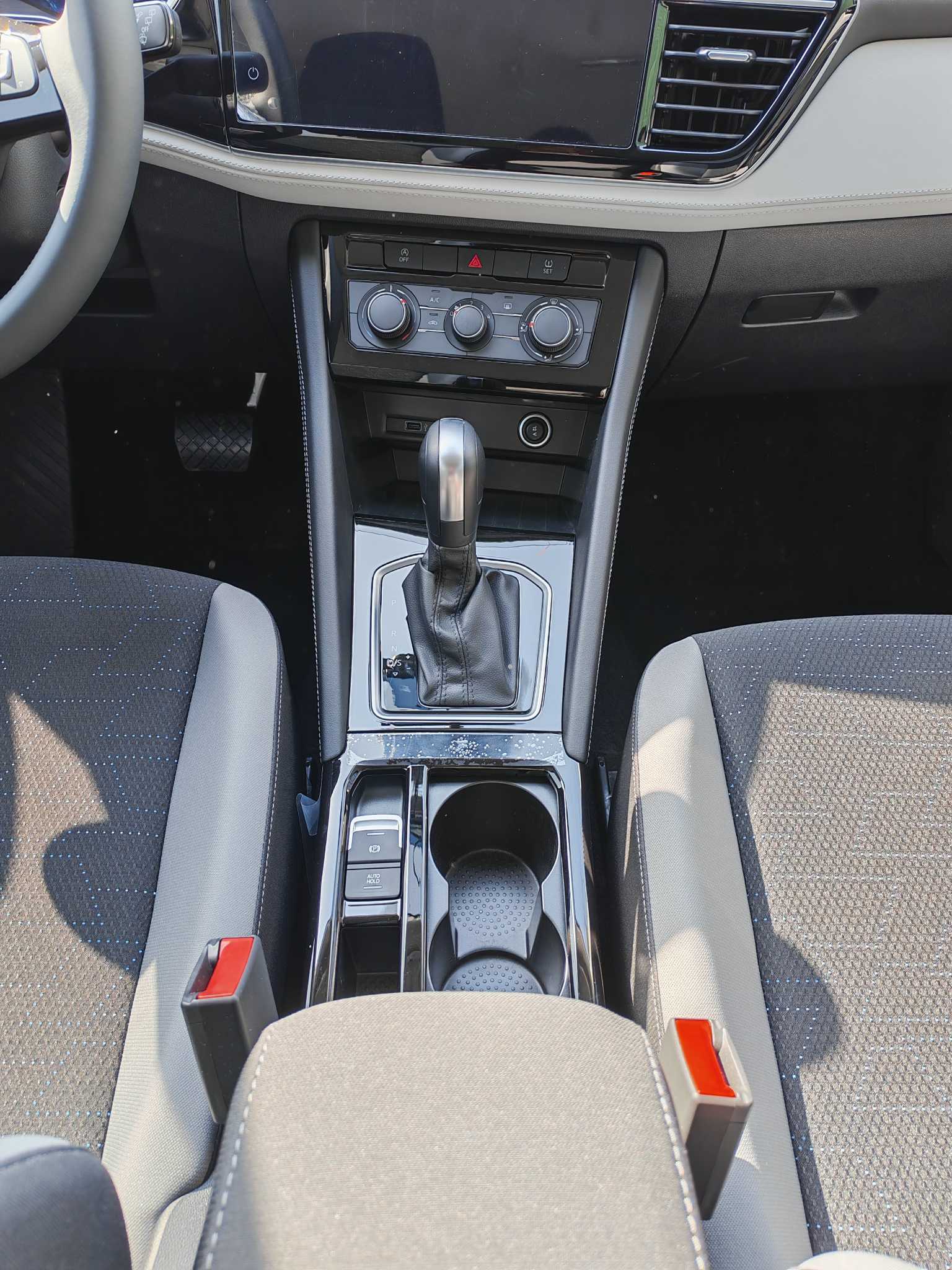 VS5 2025 car image #15