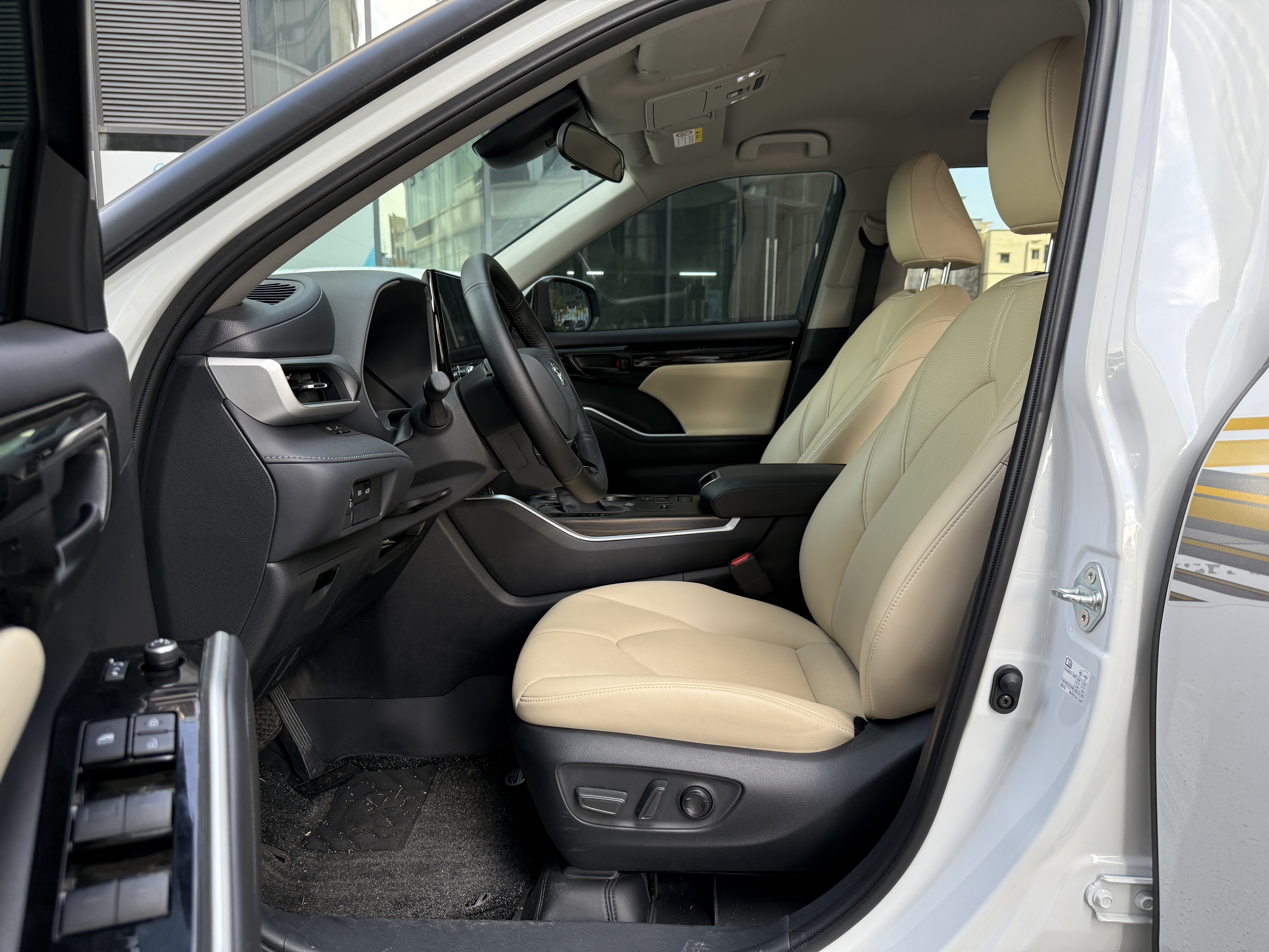 丰田 汉兰达 2025 汽车图片 #15