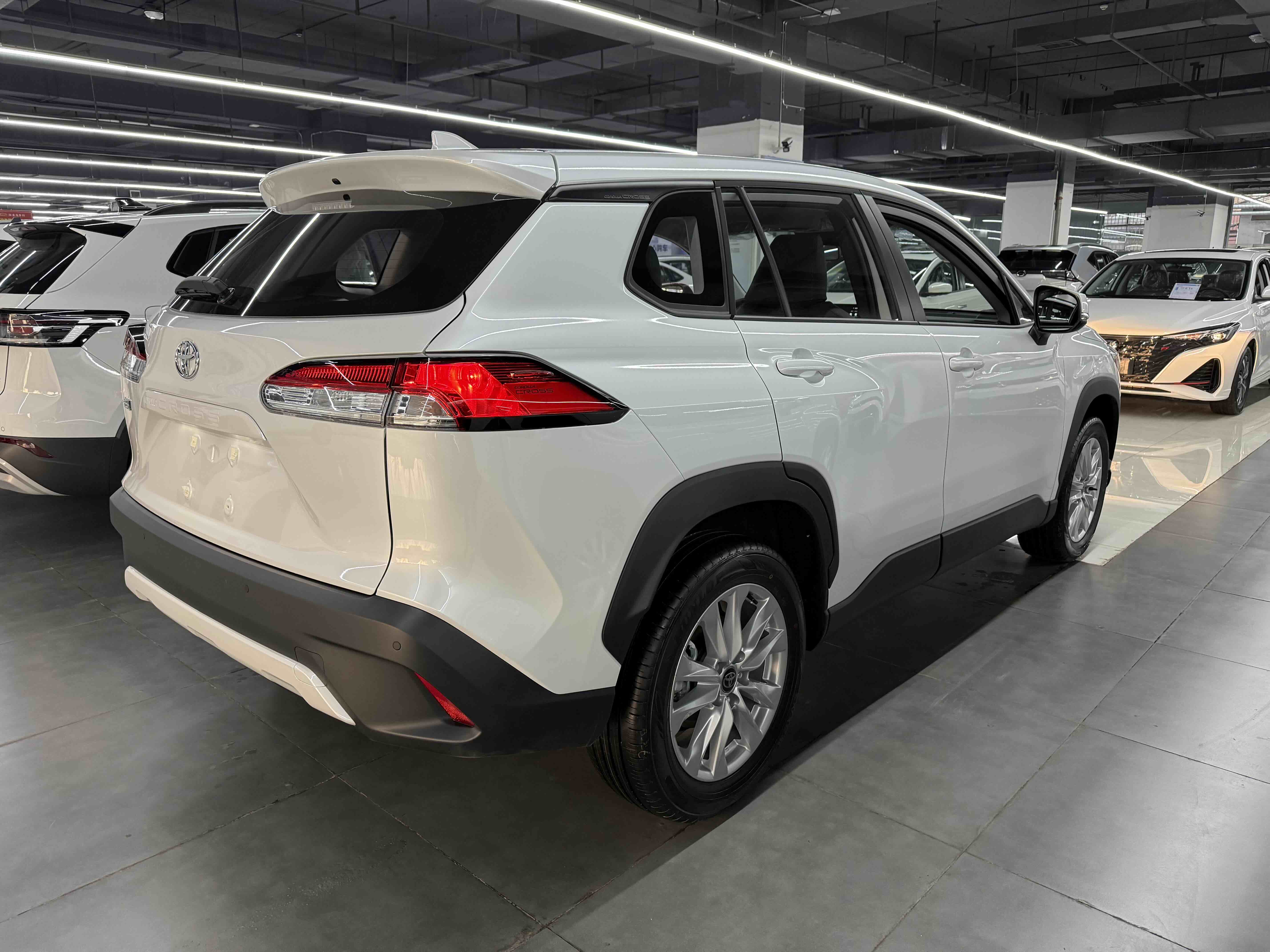 Toyota Corolla Cross 2026 immagine di auto #15