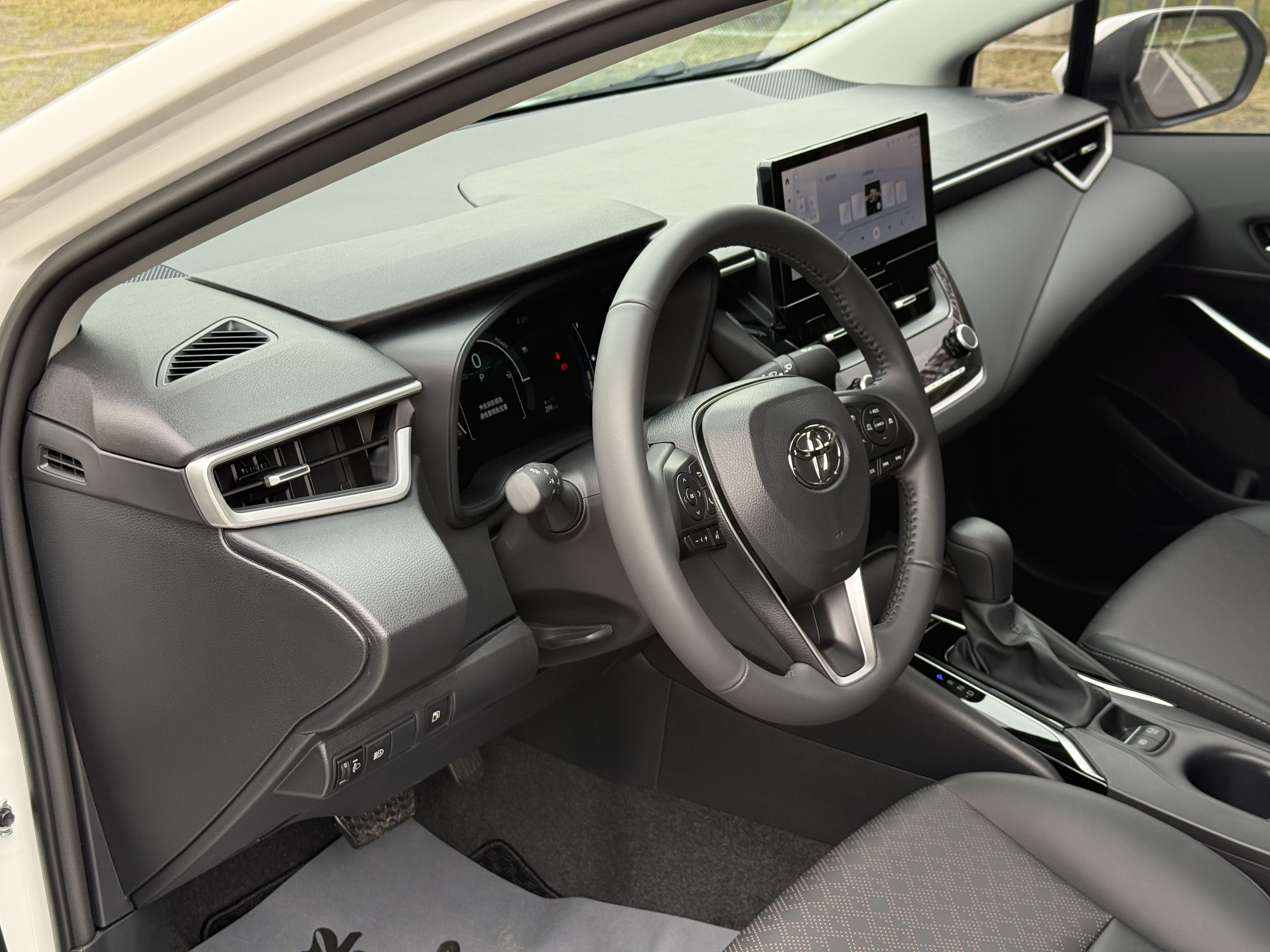 Toyota Corolla 2025 #15 Toyota Corolla 2025 car image #15