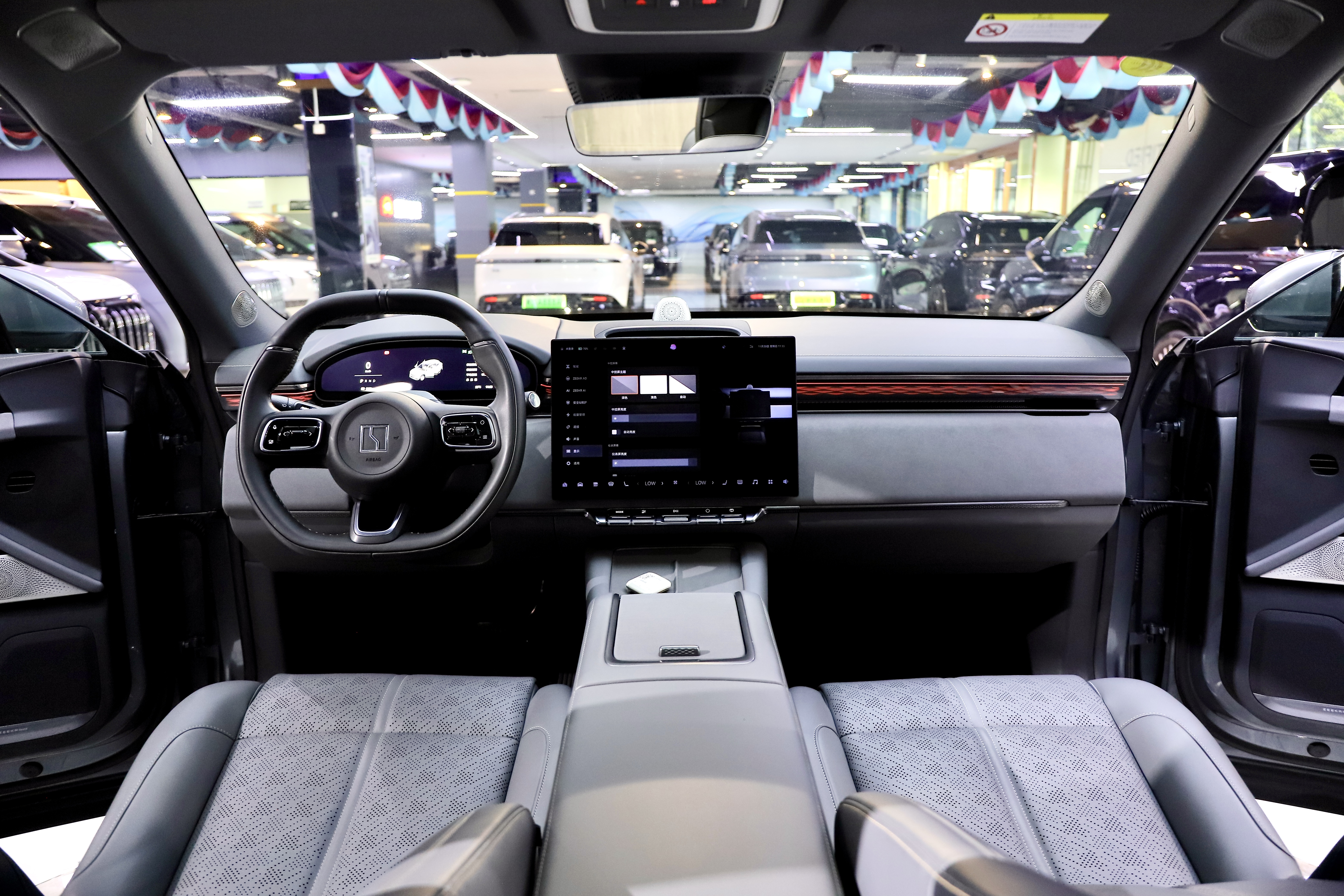 极氪 极氪7X 2024 汽车图片 #15