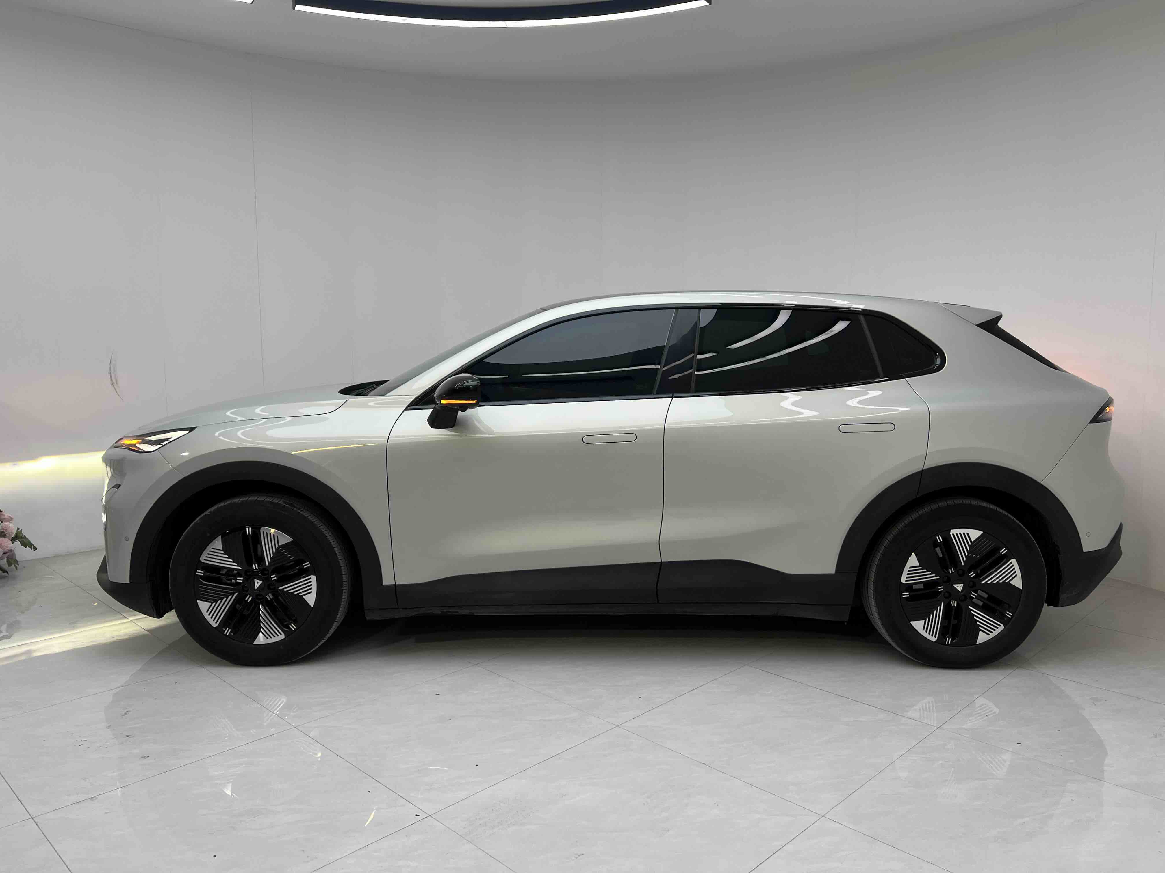 Deepal S05 2025 car image #15