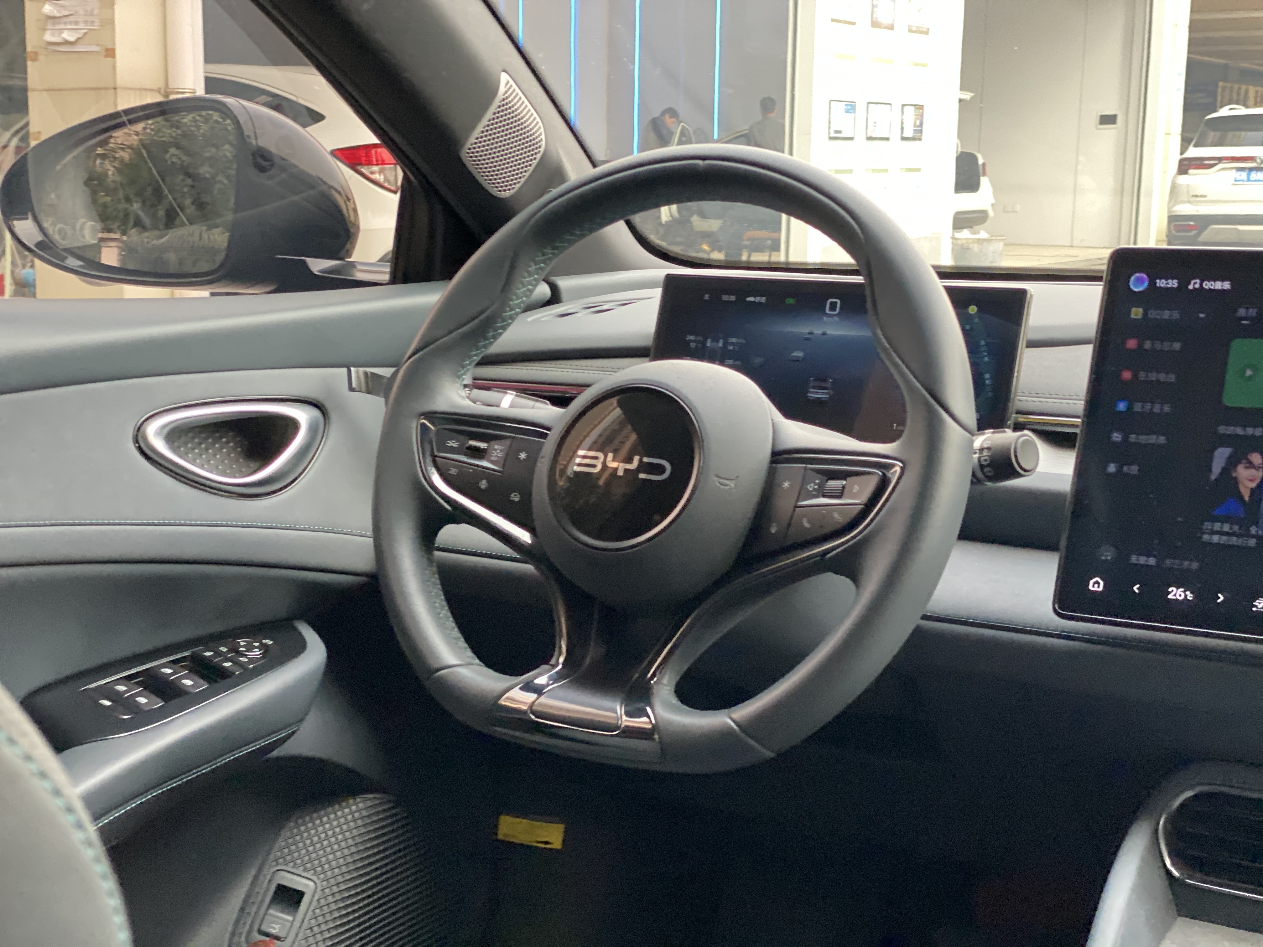 BYD Seal 06GT 2025 car image #15