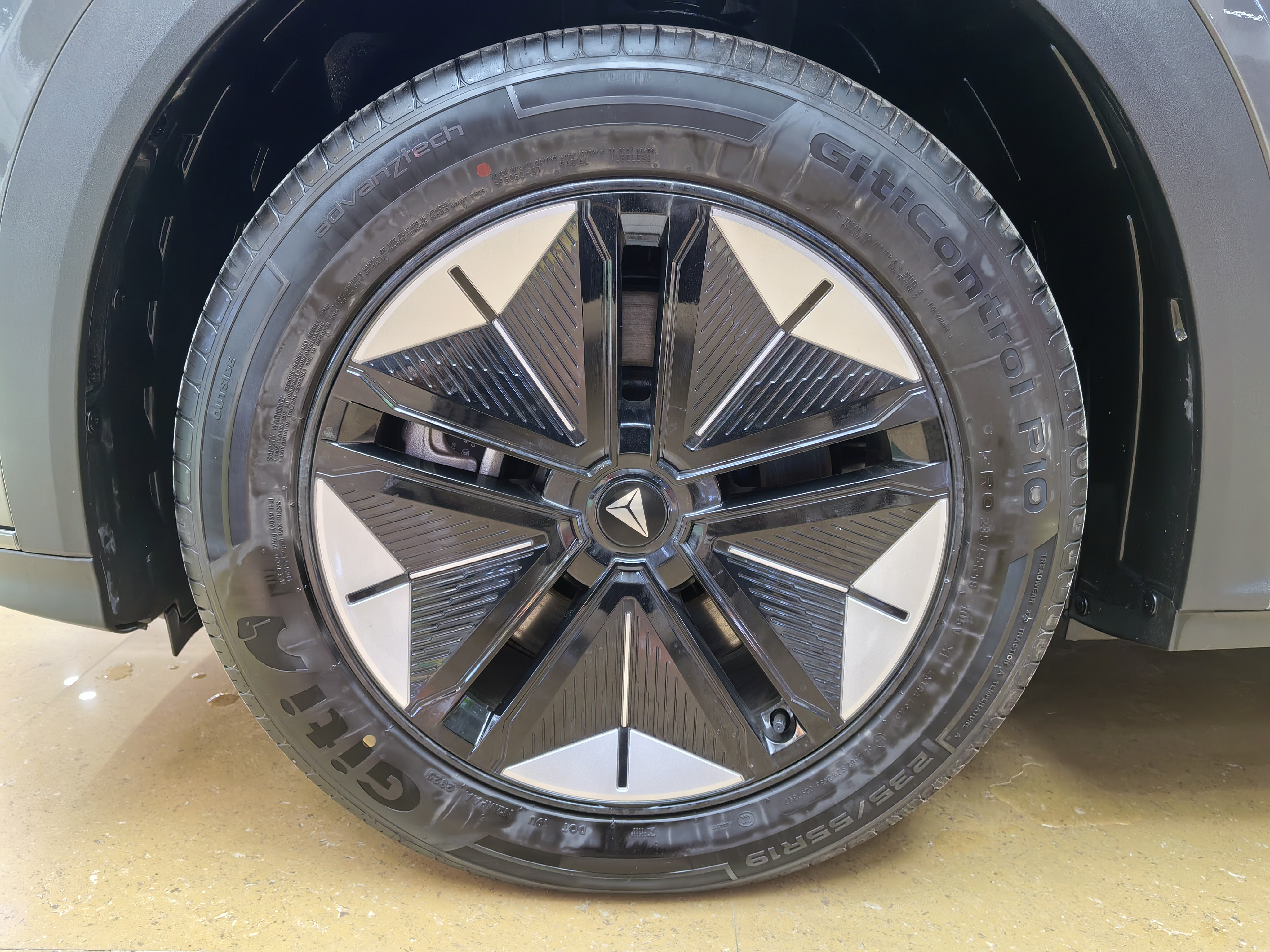 Deepal S07 2025 imagen de coche #15