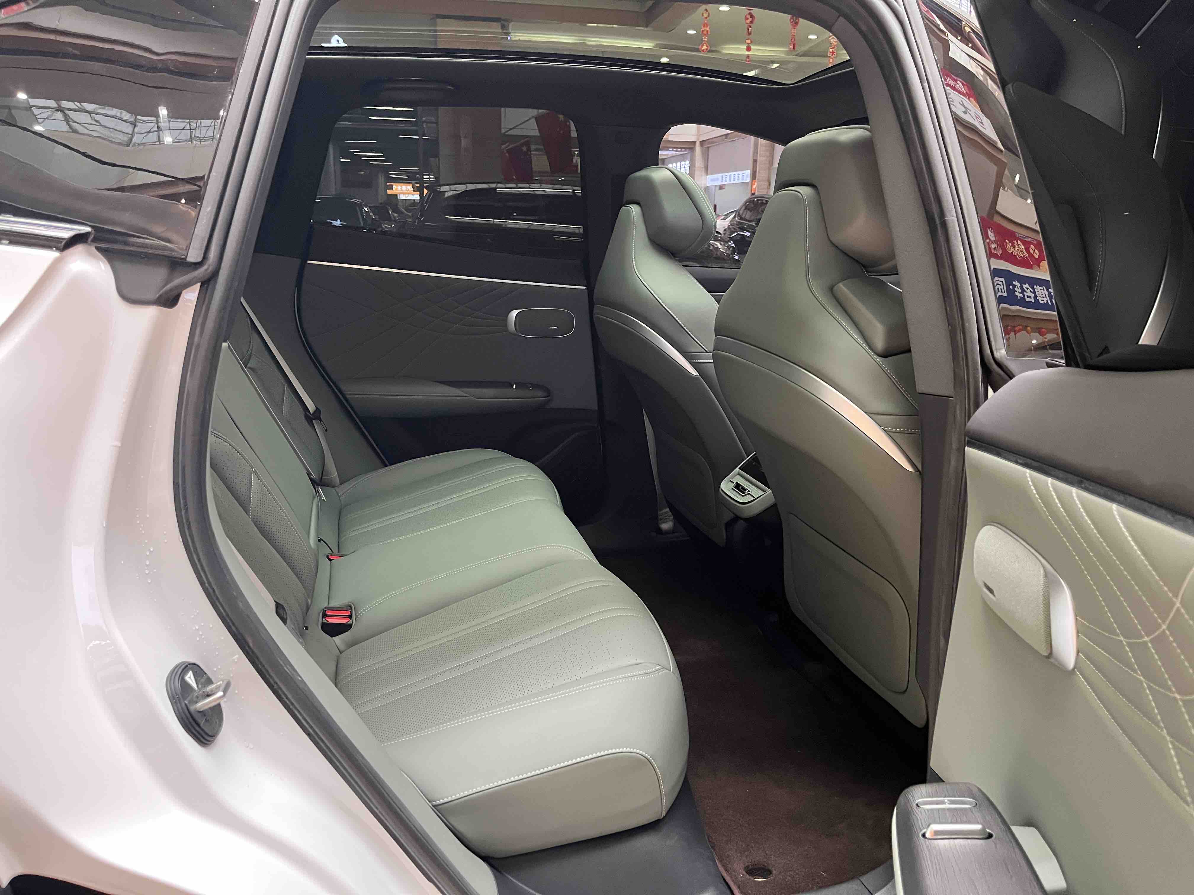 Deepal S07 2025 image de voiture #15