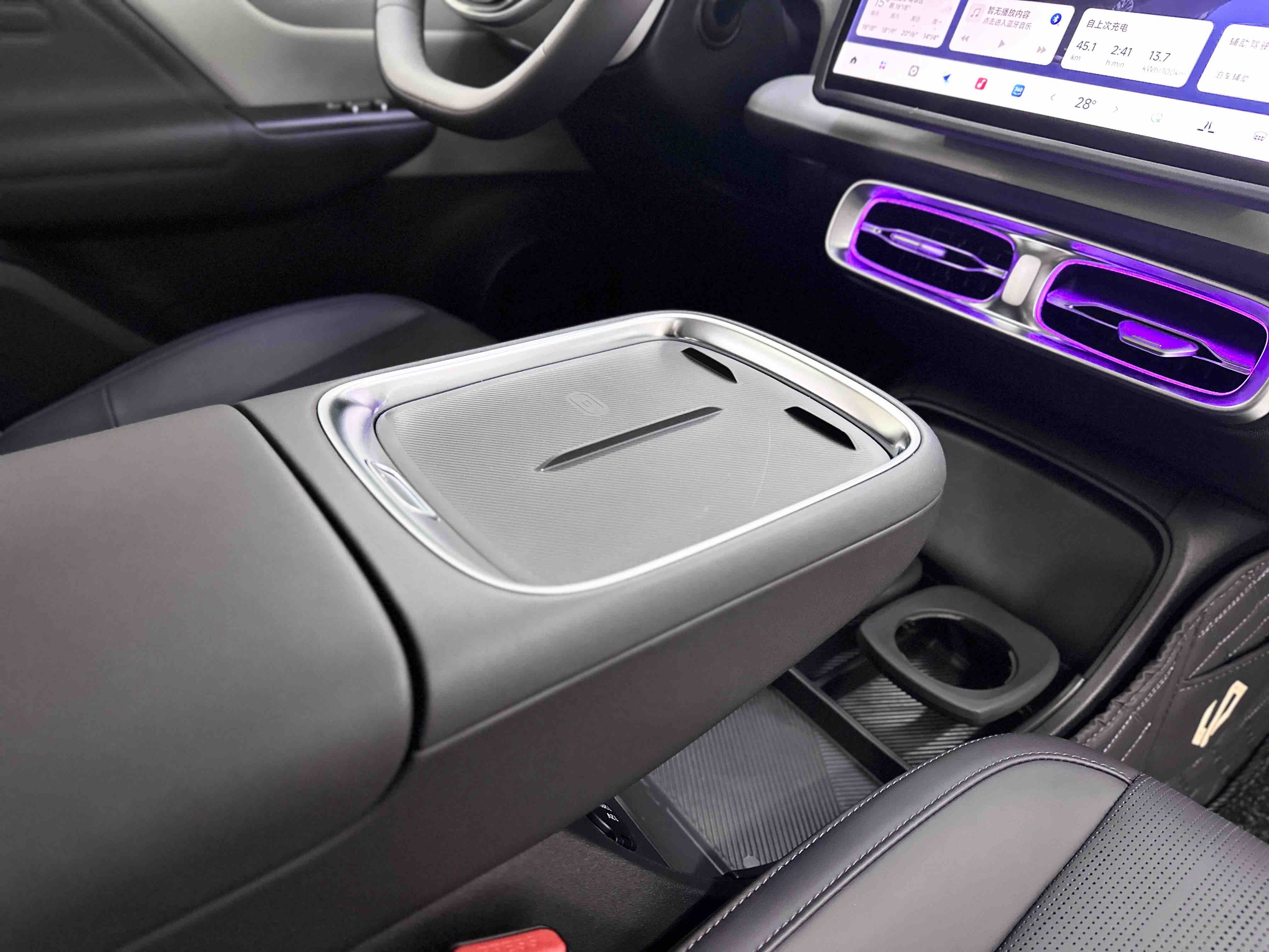 零跑汽车 零跑B10 2025 汽车图片 #15