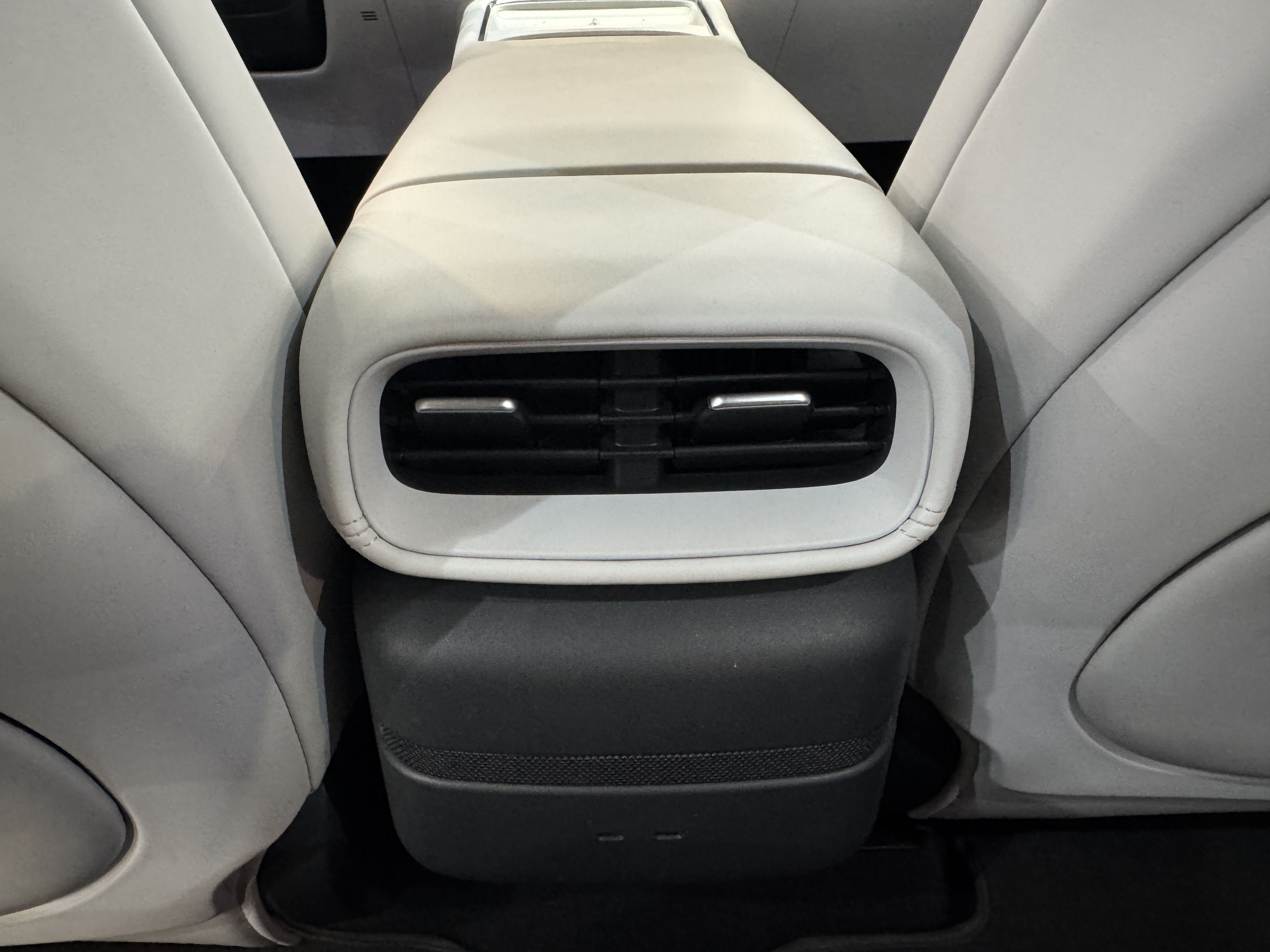 小鹏 小鹏G6 2025 汽车图片 #15